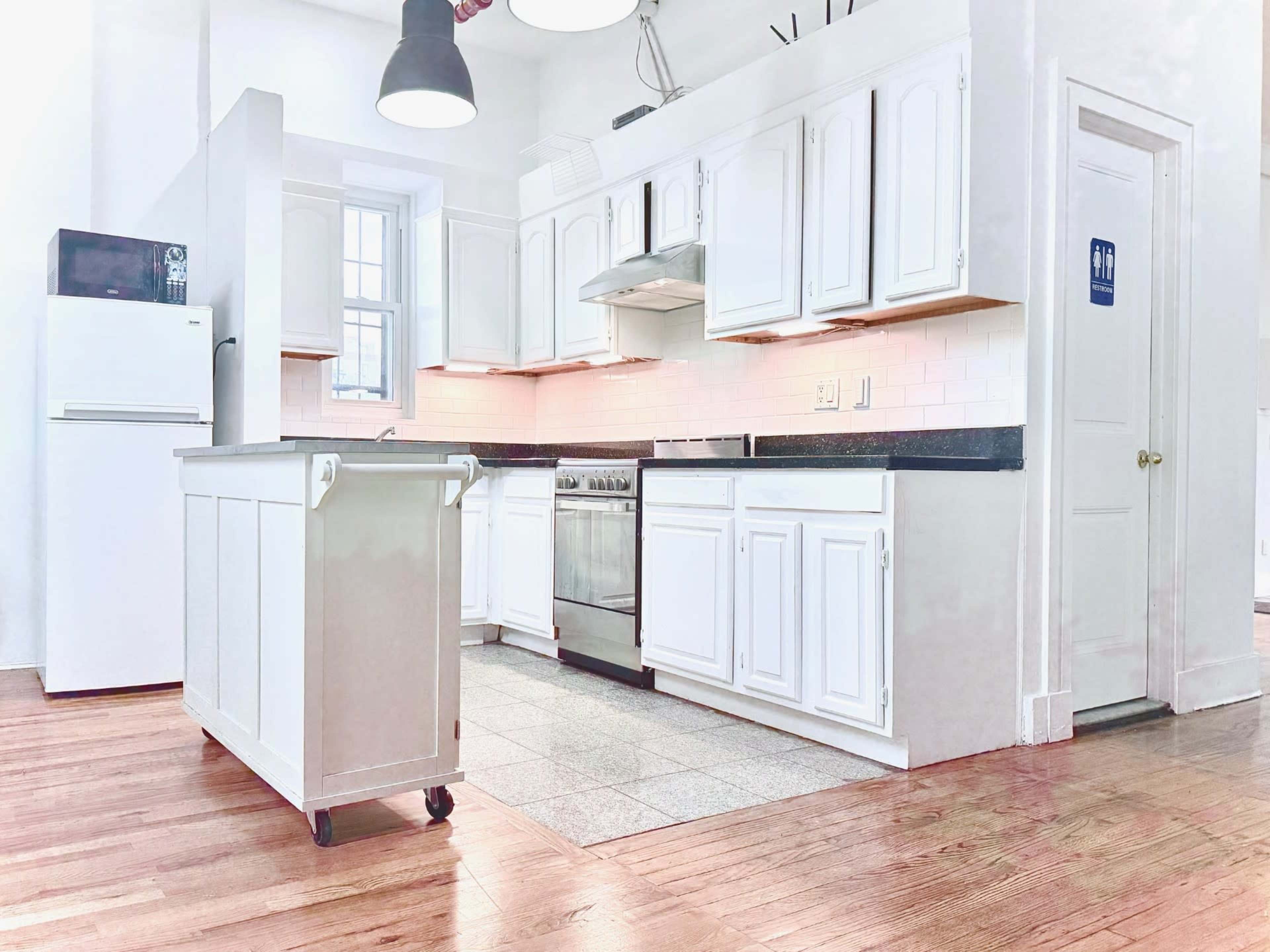 Bright Spacious Loft in East Williamsburg Image in Bushwick, Brooklyn, NY