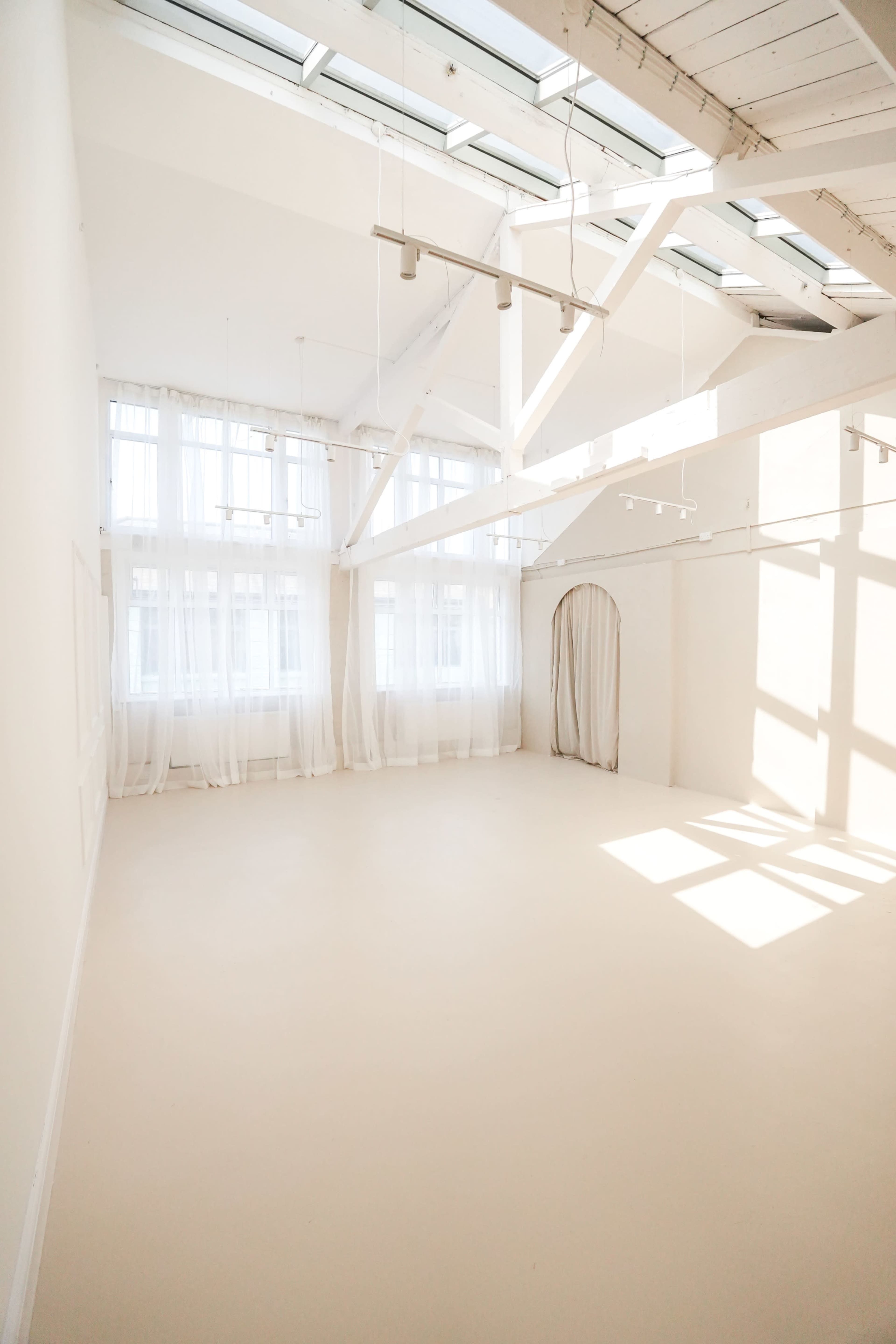 Creative Content Studio Image in London, London, ENG