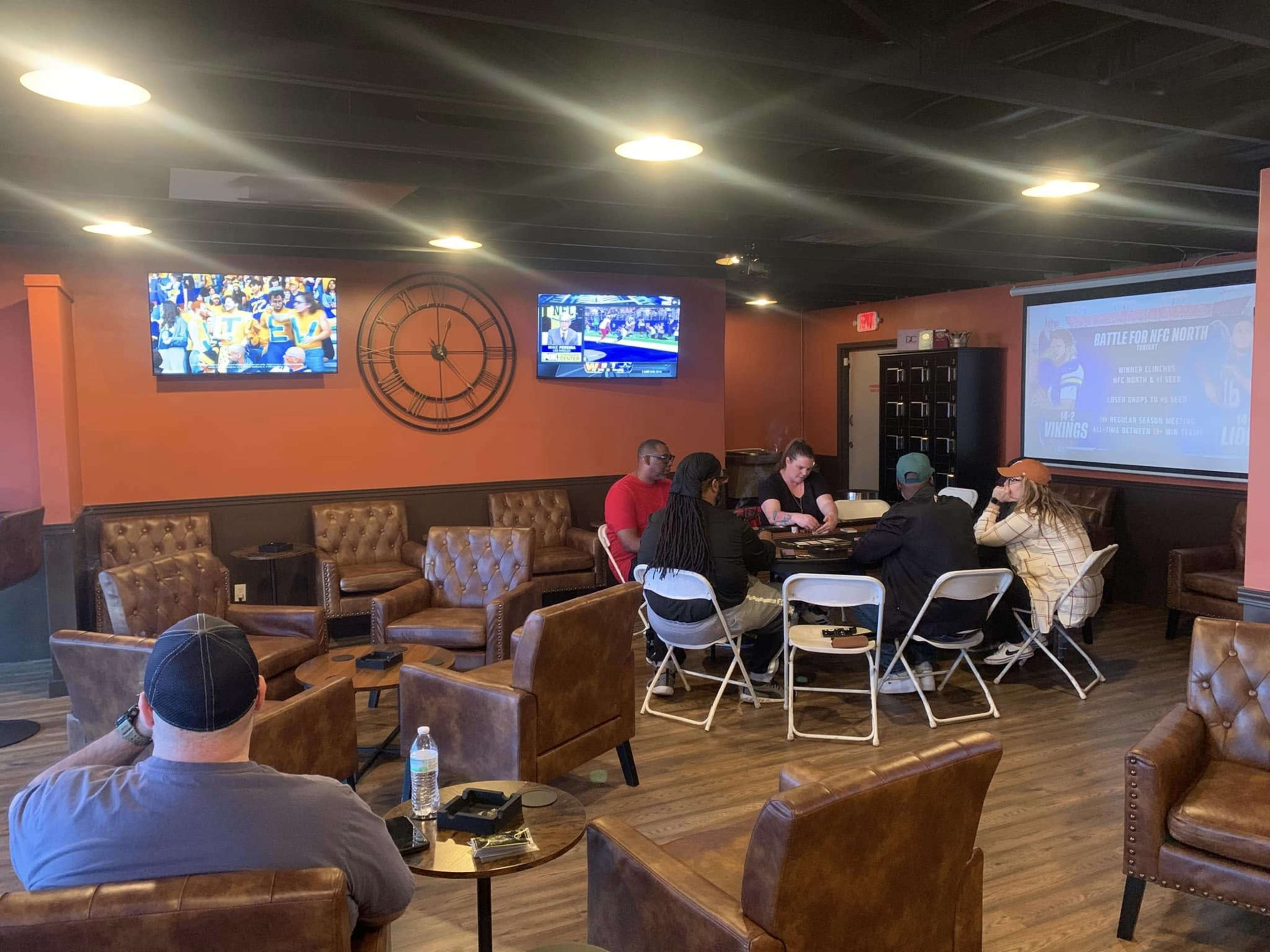 Upscale Lounge in Great Location Image in West Congress, Austin, TX