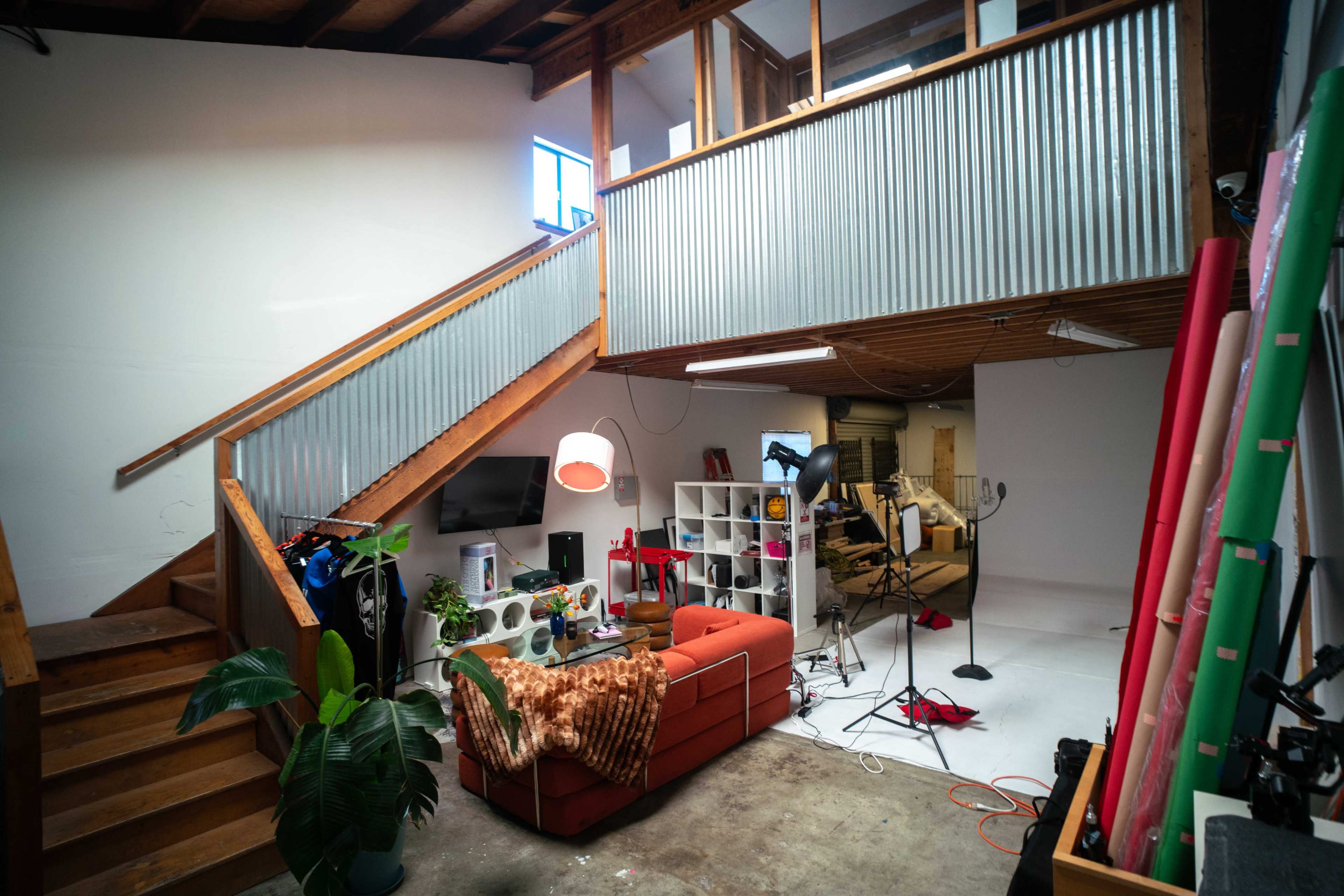 Studio Loft Creative Space w/ Free Lighting Equipment Image in West Oakland, Emeryville, CA