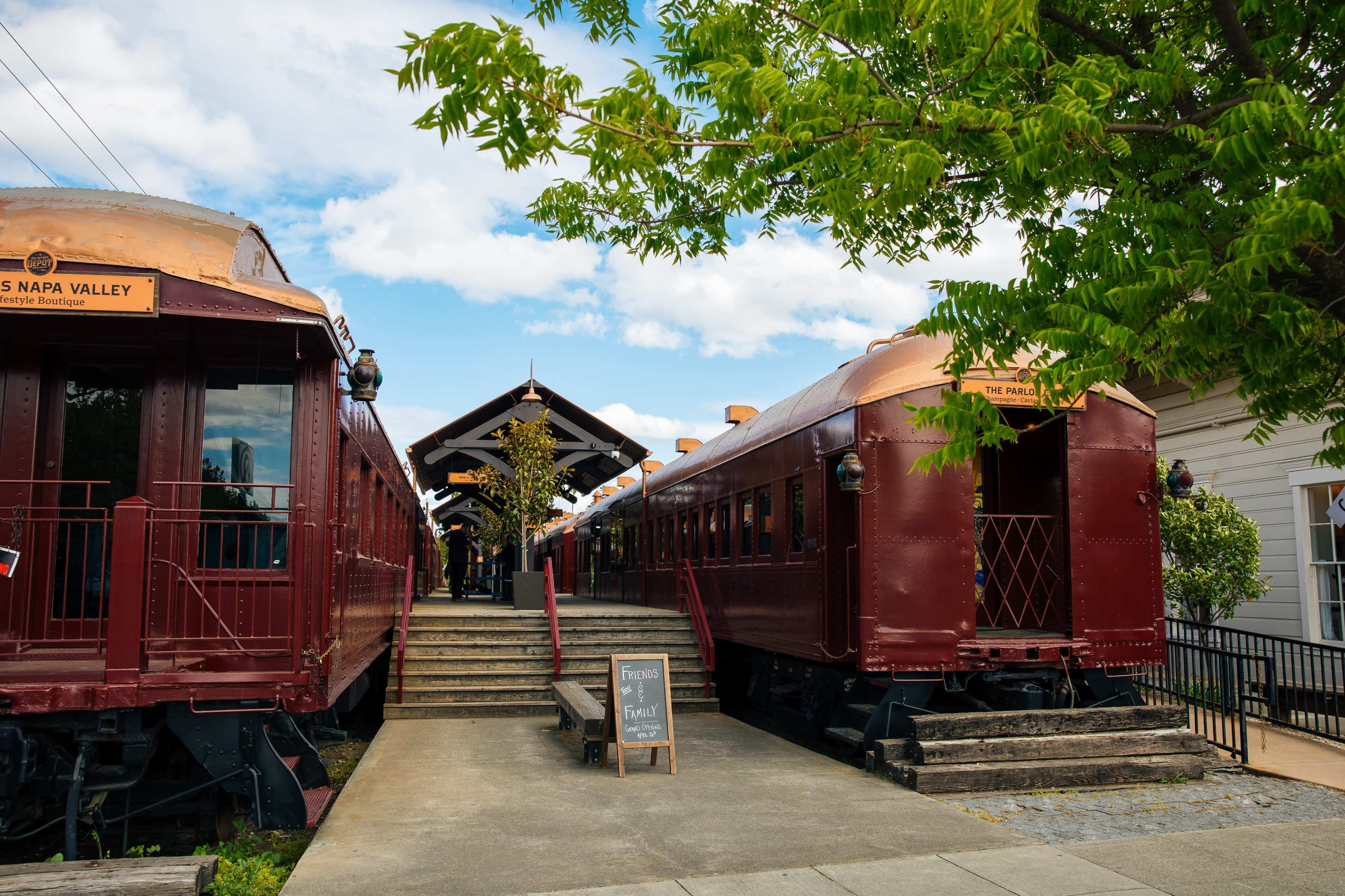 Outdoor Beer Garden Image in Calistoga, Calistoga, CA