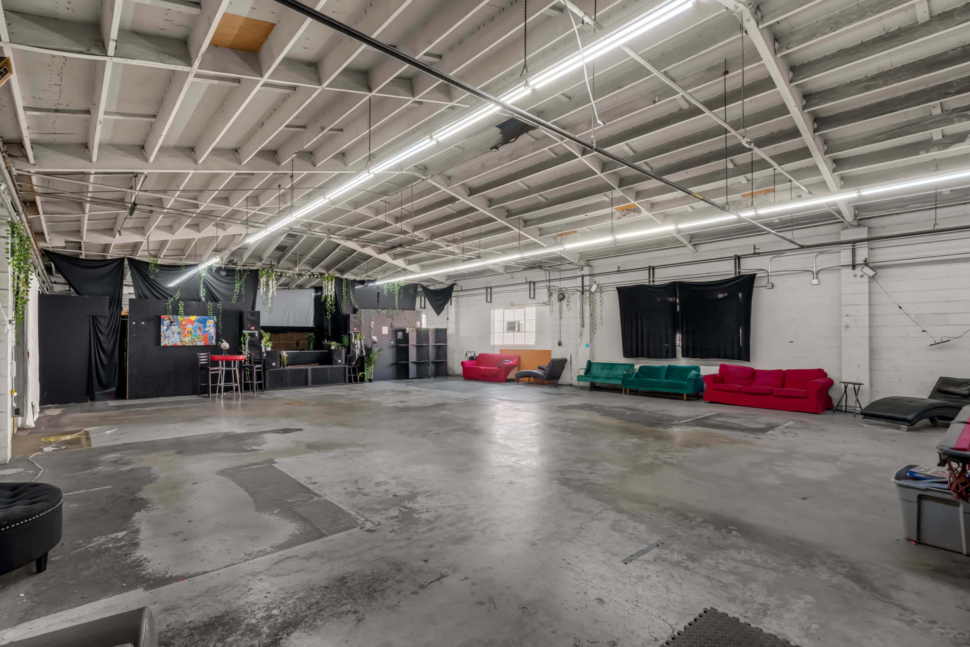 Modern 4,000 Sq Ft Event Warehouse in Anaheim Image in Northwest Anaheim, Anaheim, CA
