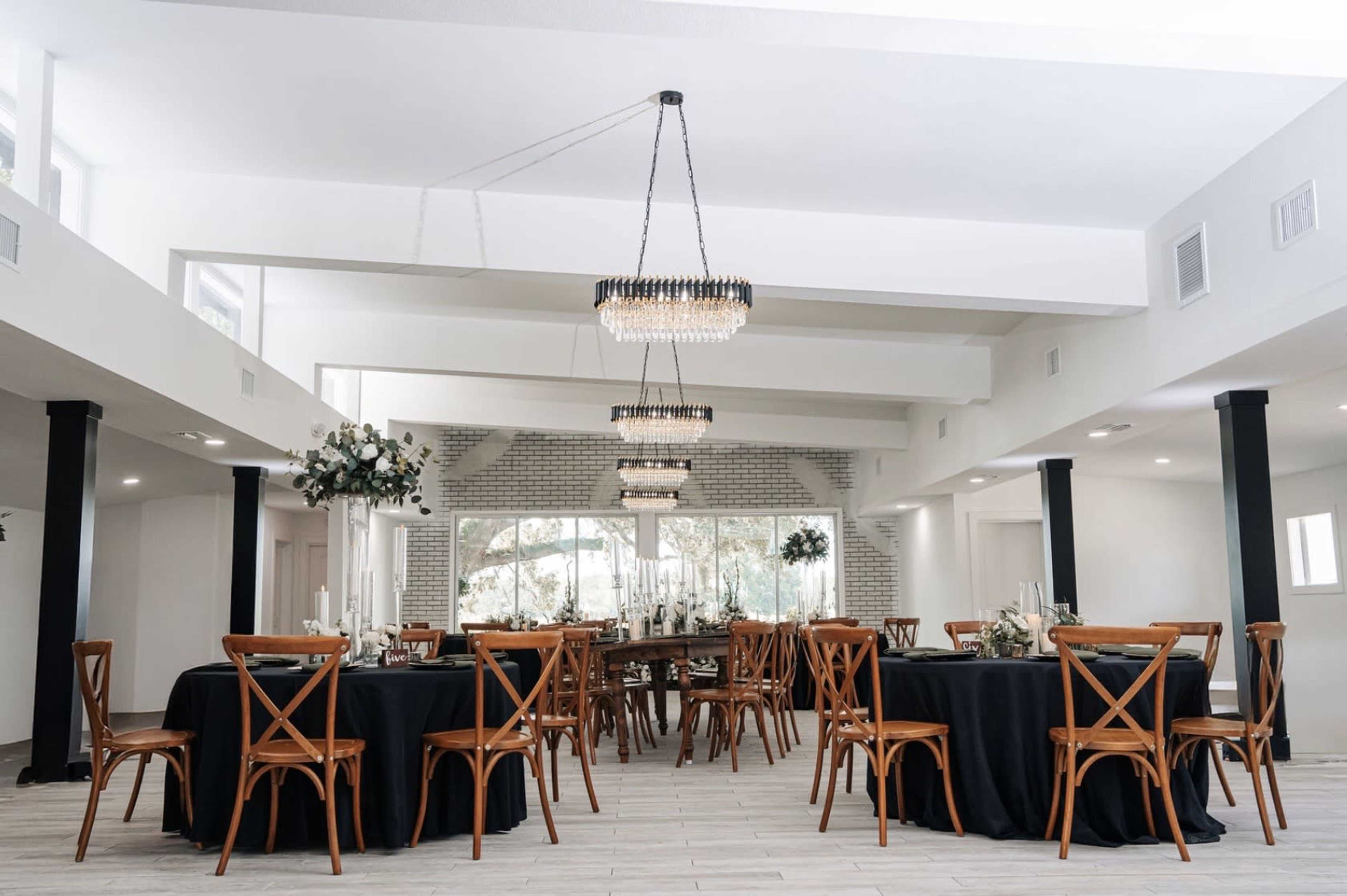 Tuscan Wedding Venue Image in , Webster, FL