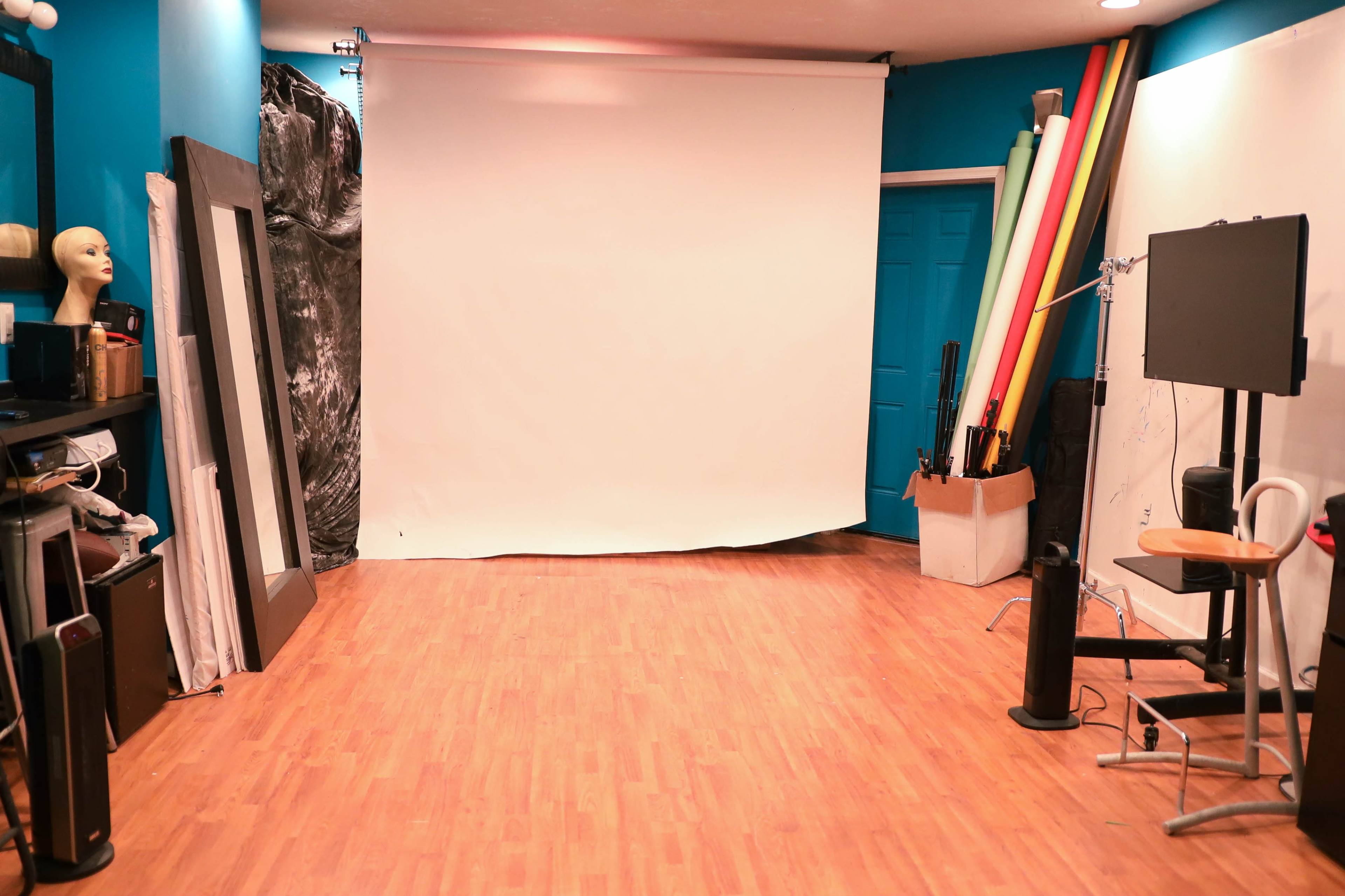 Versatile South Philly Studio for Photoshoots & Workshops Image in Point Breeze, Philadephia, PA