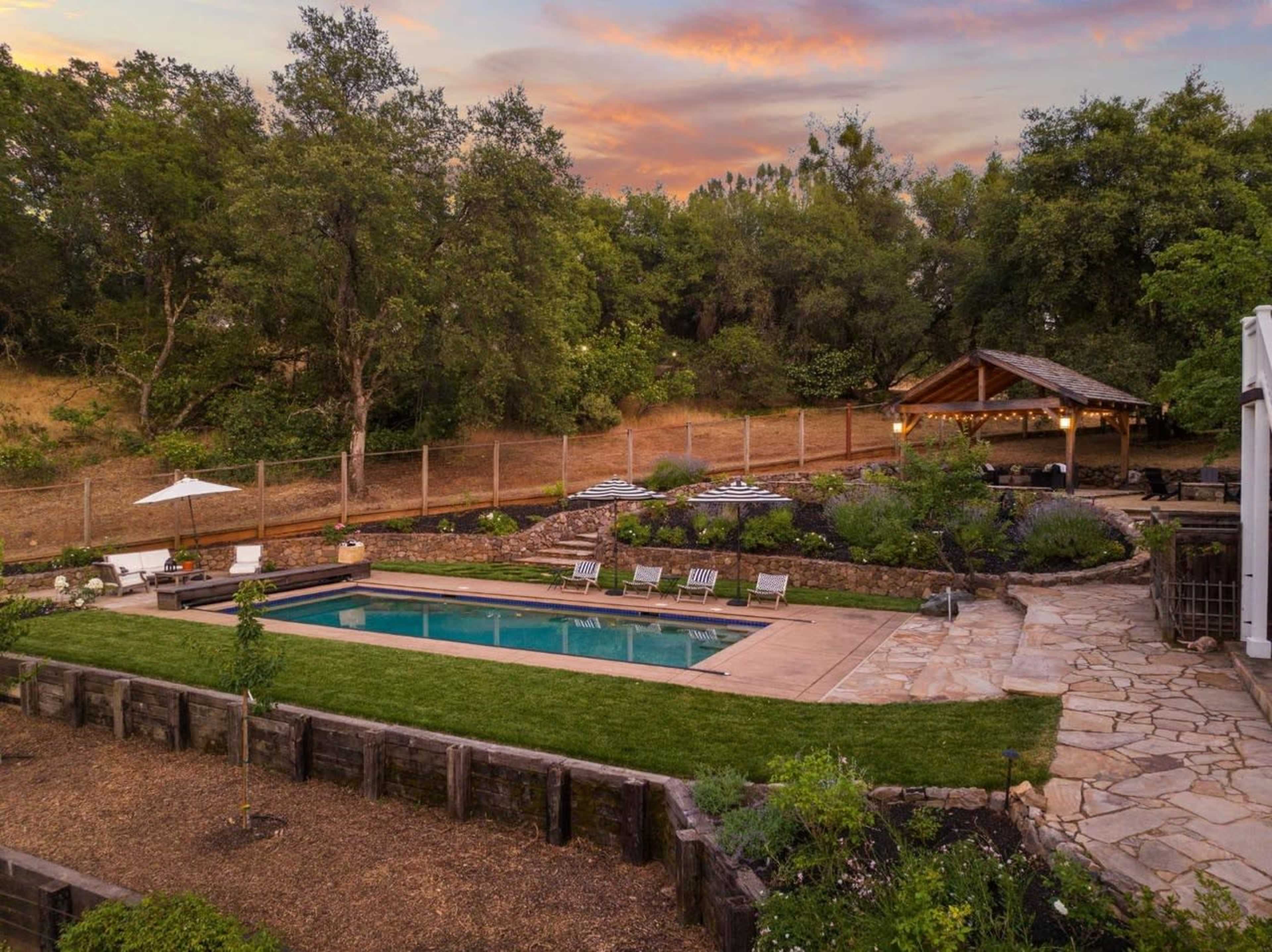 Luxe Poolside Oasis for Special Events Image in , Cool, CA
