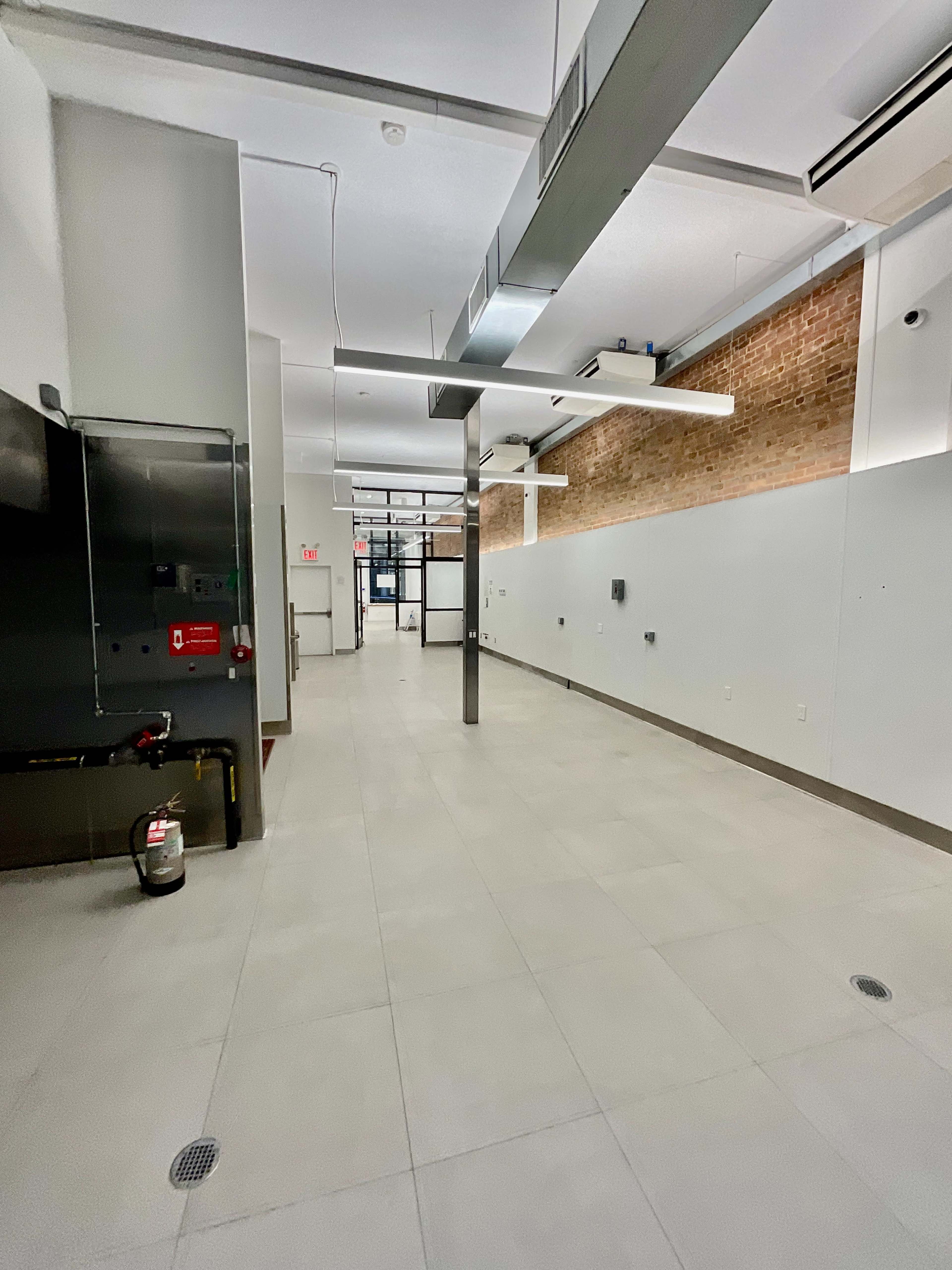 Downtown Tribeca Open Floor Gallery Image in Lower Manhattan, New York, NY