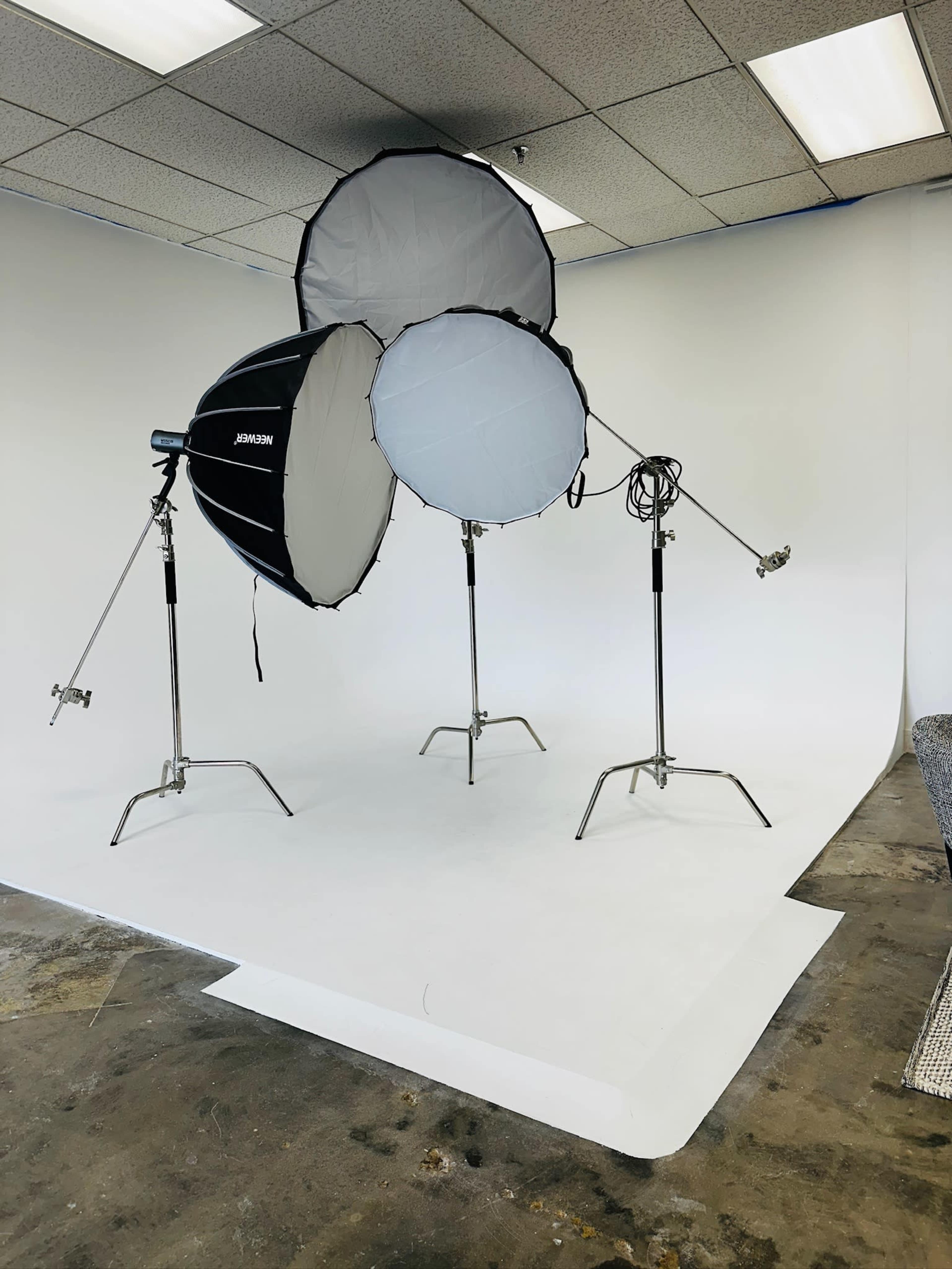 Denver Photo Studio – Just 60 Seconds Off I-70 Image in Central Park, Denver, CO