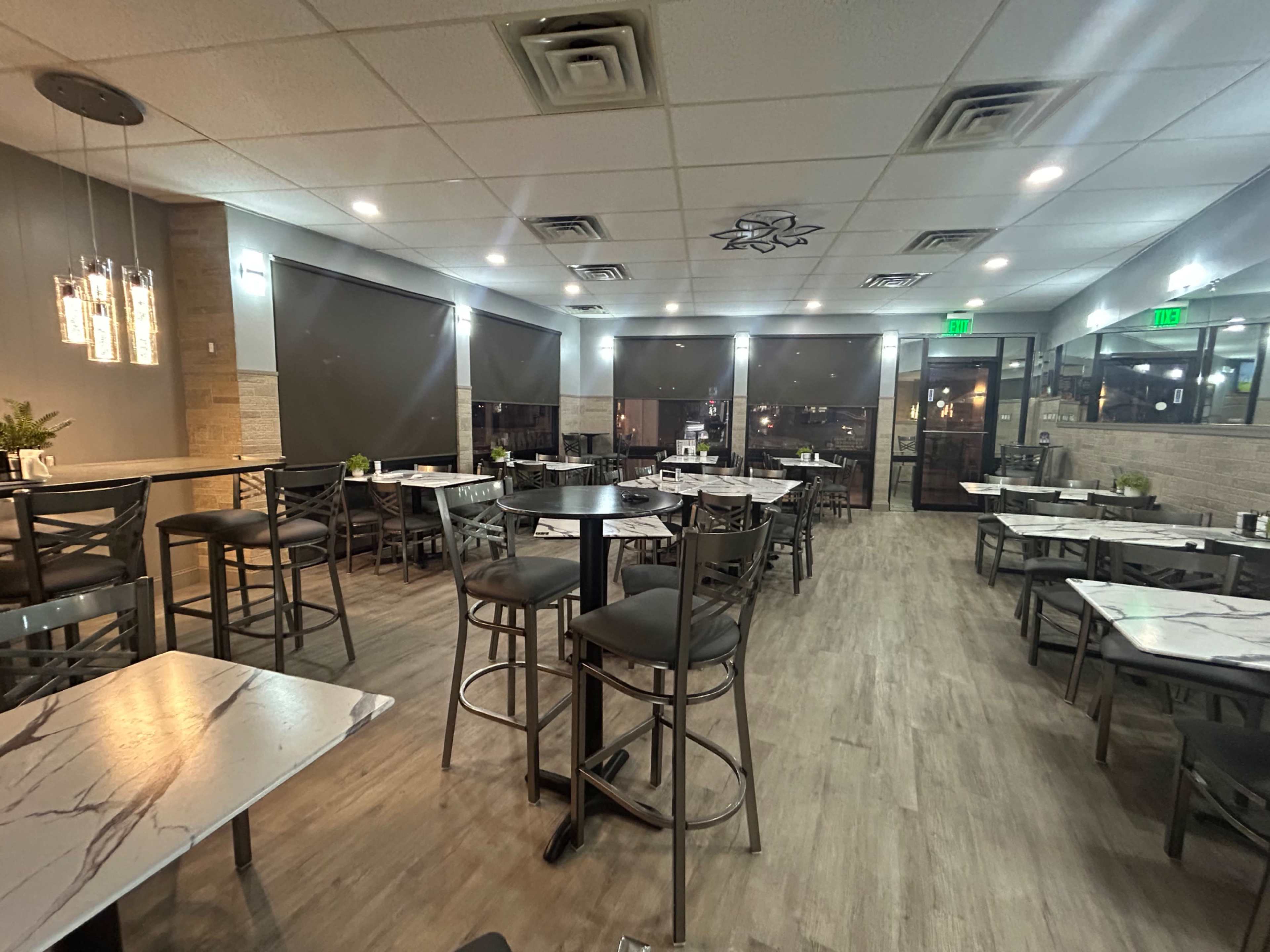 Modern Restaurant Event Space Image in Tuckahoe, Henrico, VA