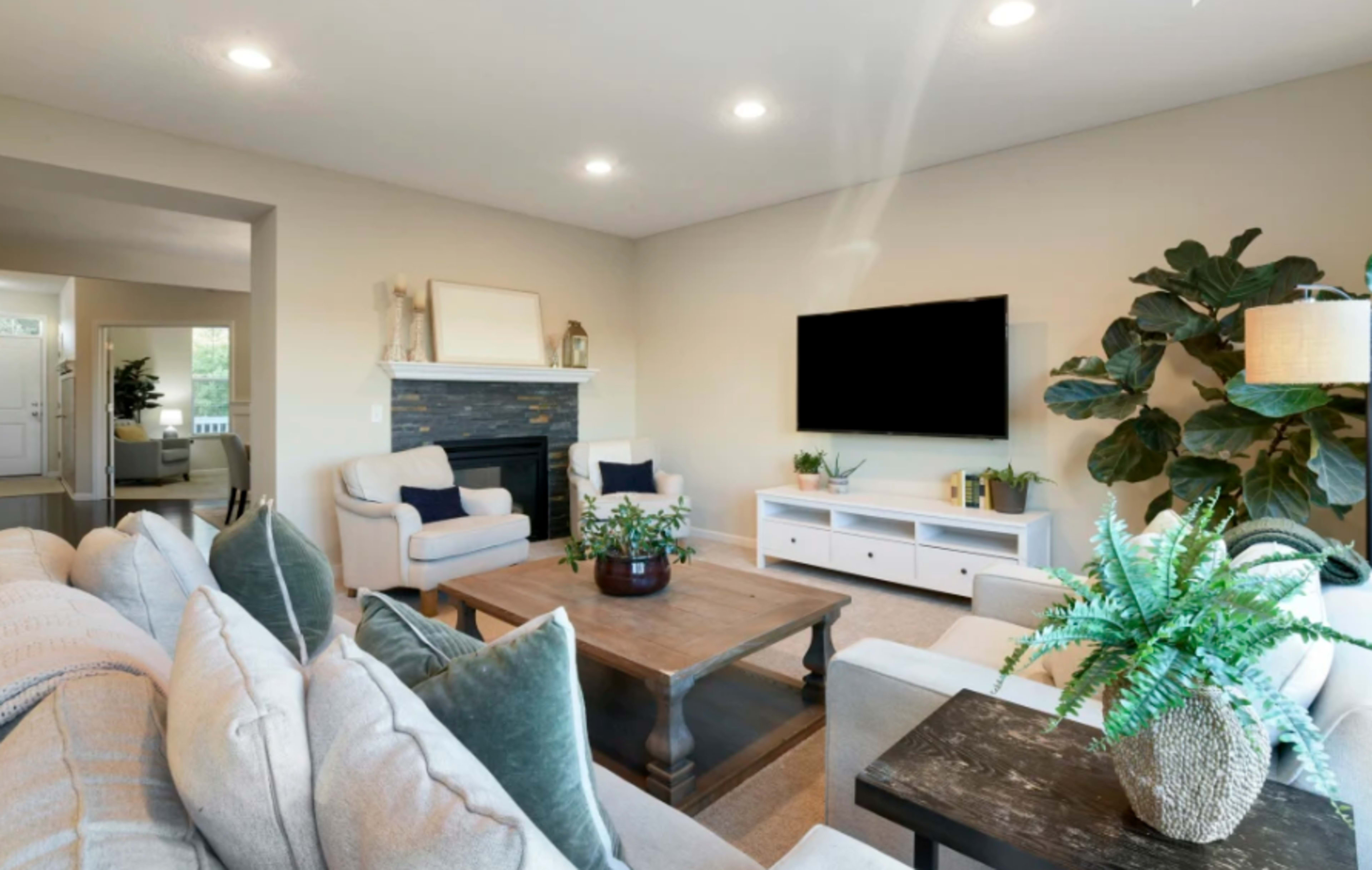 Bright & Spacious Home Overlooking Nature Preserve – Perfect for Small Gatherings Image in Victoria, Victoria, MN