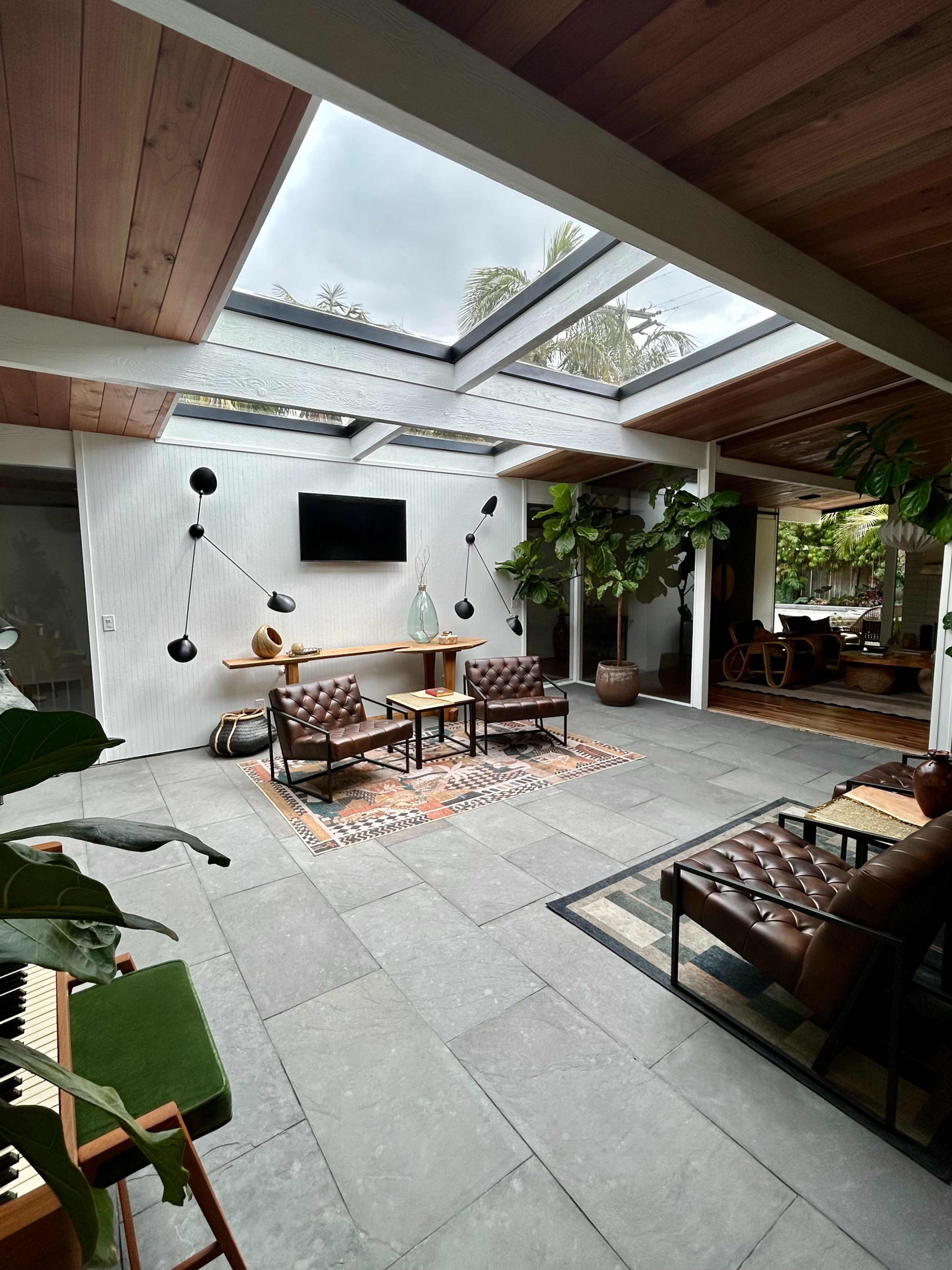 Mid‑Century Modern Eichler Home | Natural Light Production & Lifestyle Studio Image in Orange, Orange, CA