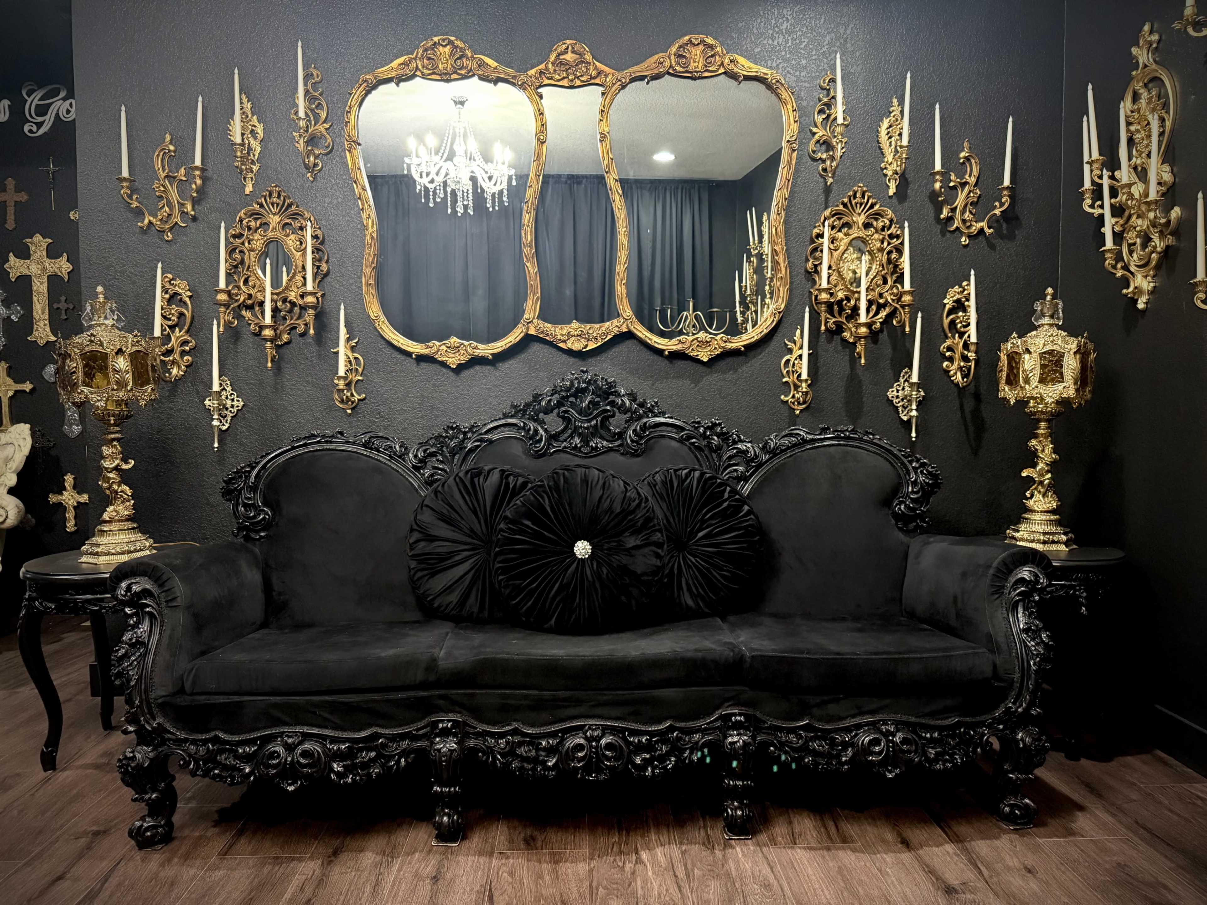 Gothic Glam House Image in Denver International Airport, Denver, CO