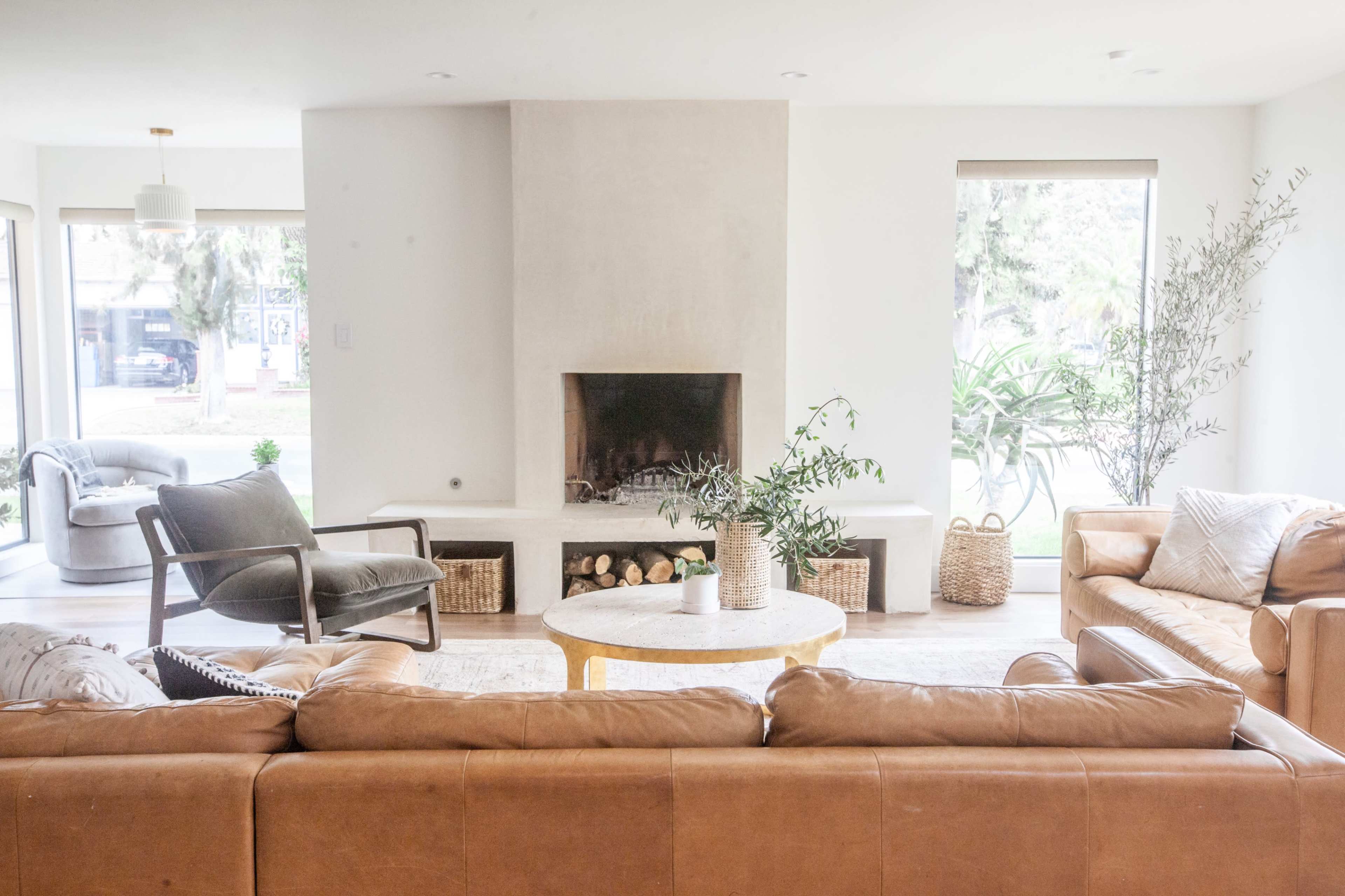 Warm contemporary luxury home Image in Lakewood Village, Long Beach, CA