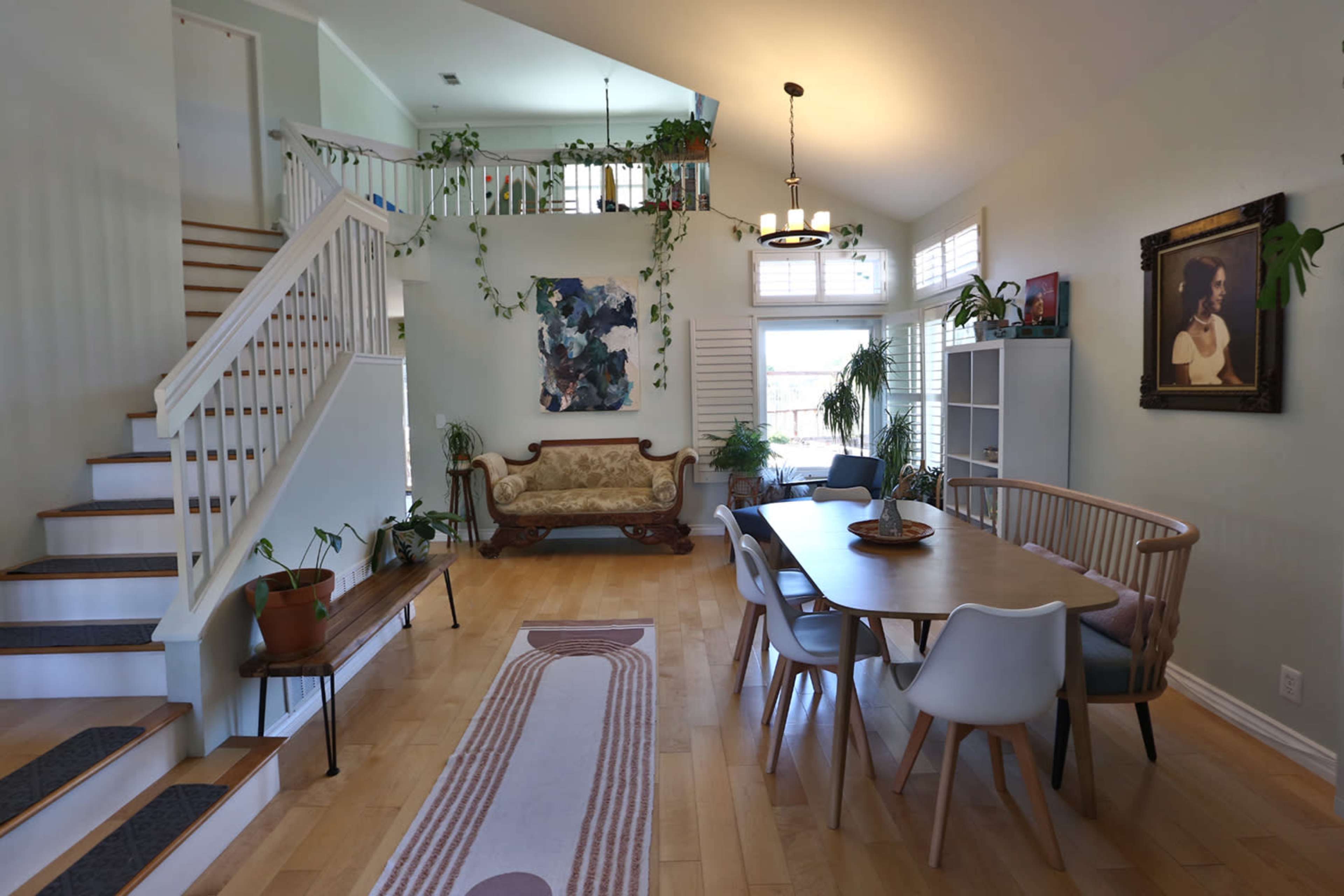 Classic Anywhere USA Home Image in Santa Clarita, Canyon Country, CA