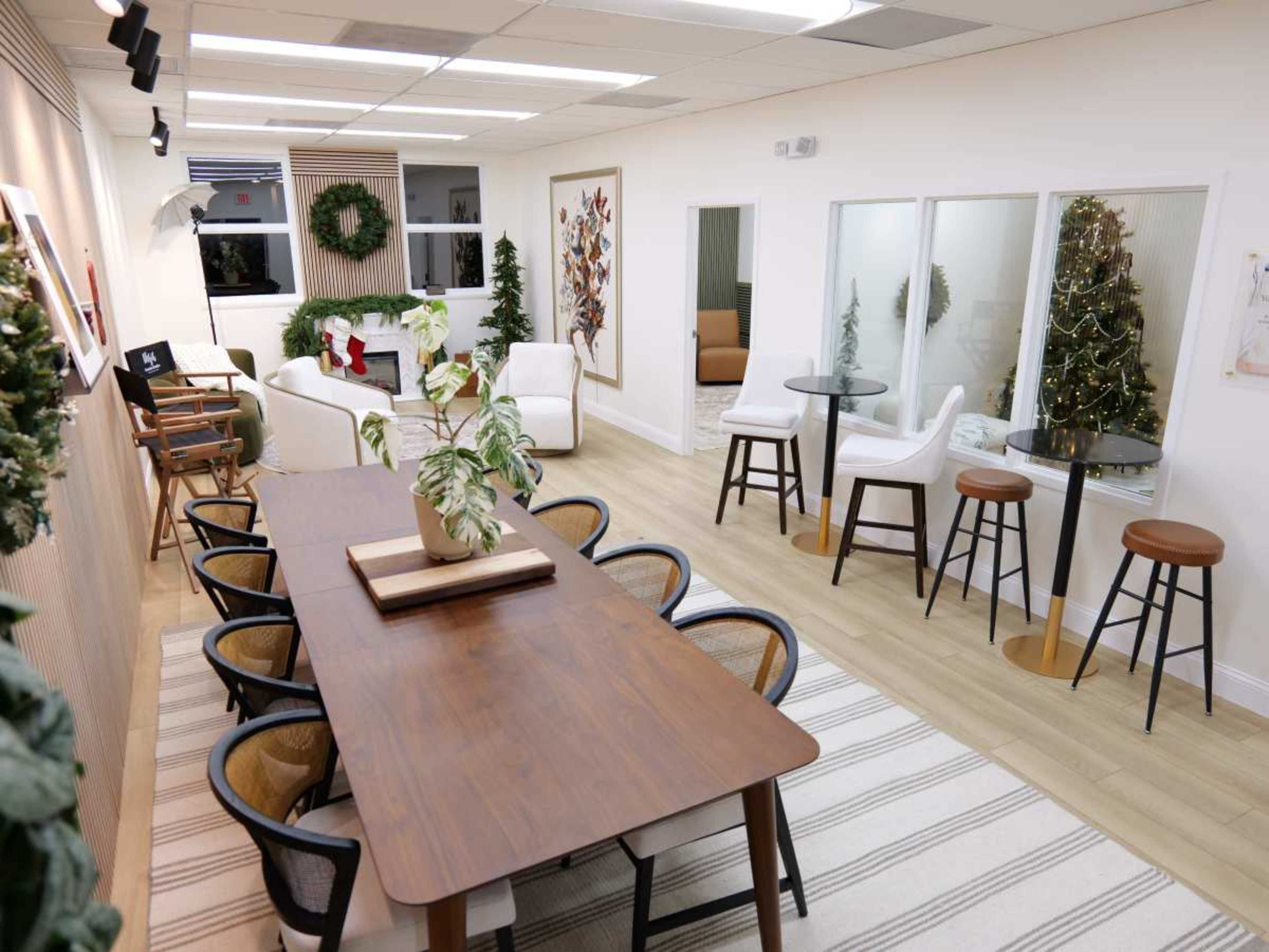 Fully Equipped Modern Event and Creator Studio in Northern VA (The Thai Constellation) Image in Merrifield, Fairfax, VA