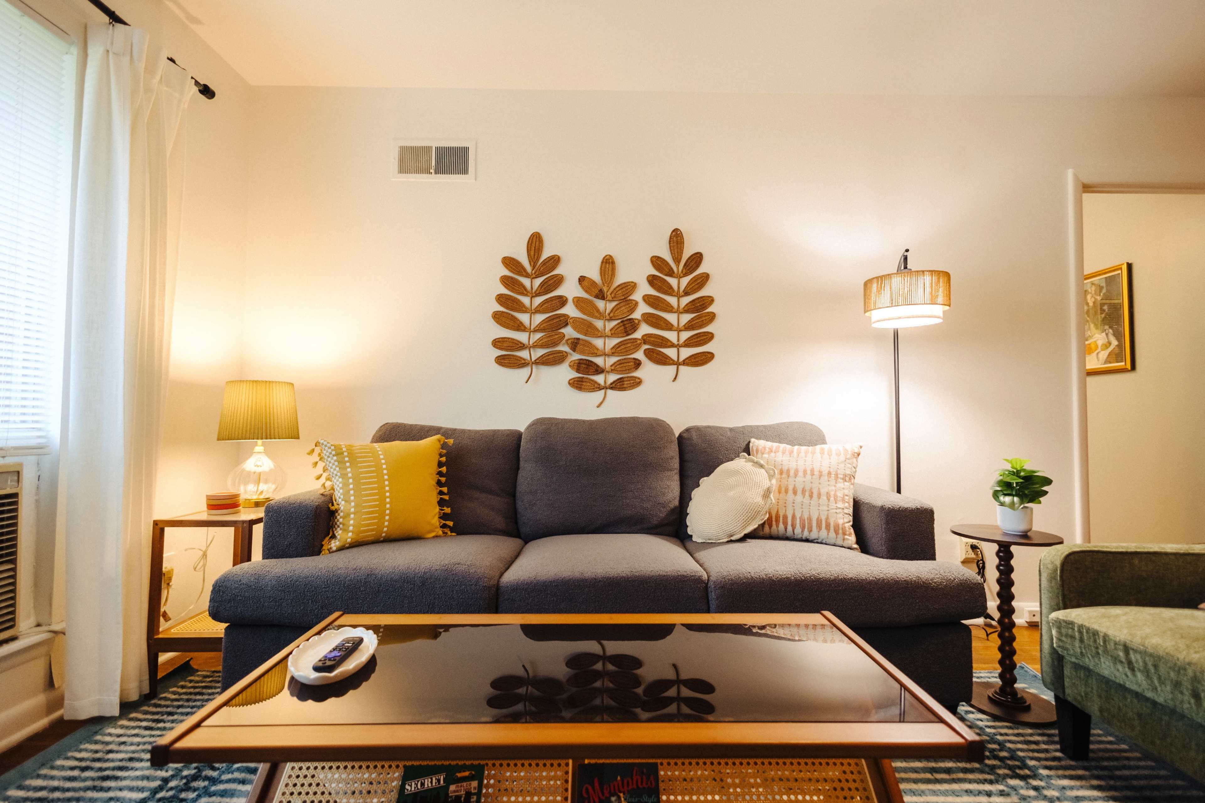 Centrally Located King Bed Midtown Memphis 2360 Image in Binghampton, Memphis, TN