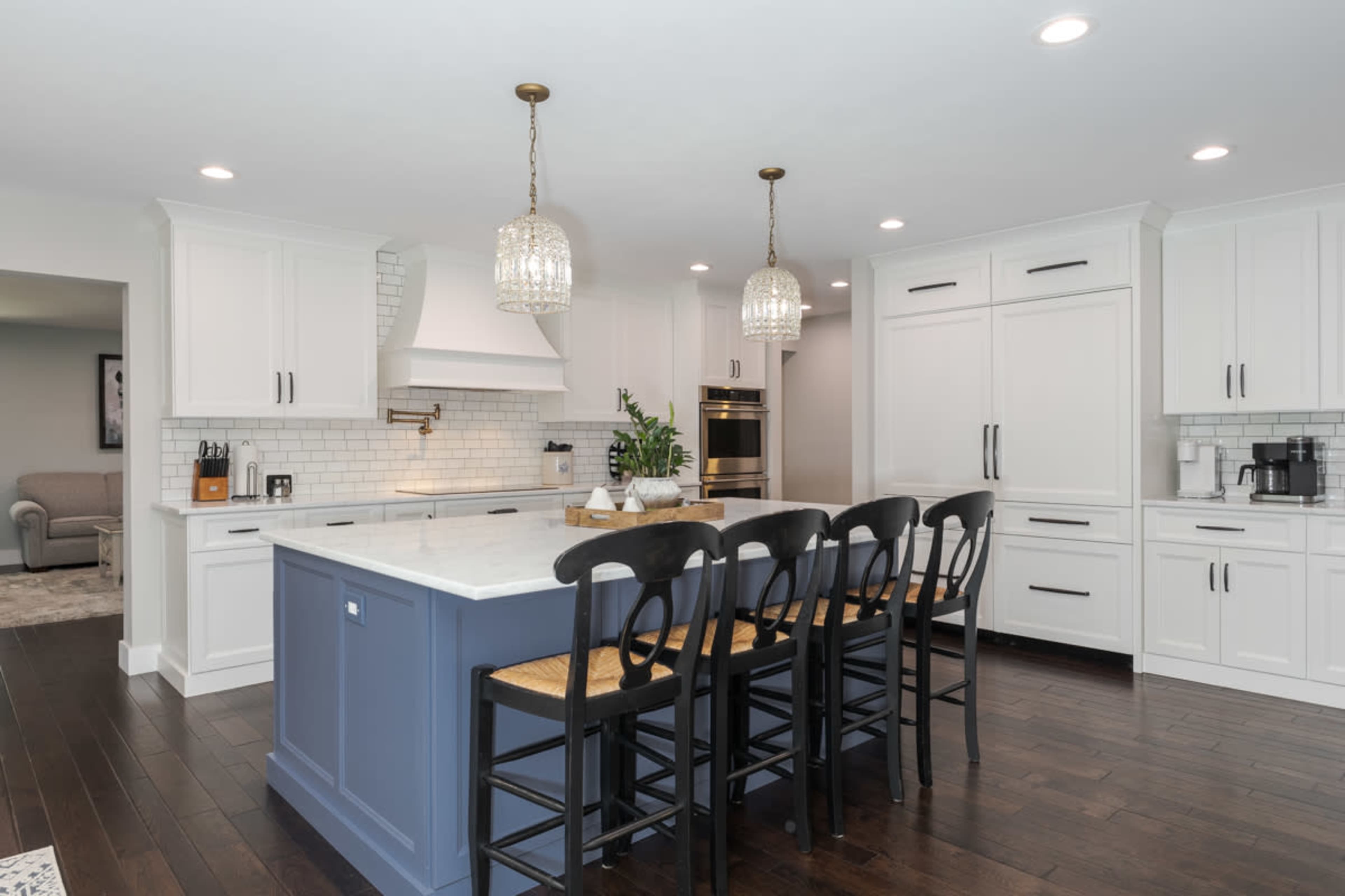 Modern Luxury Retreat in Bloomington Image in Dale Township, Bloomington, IL