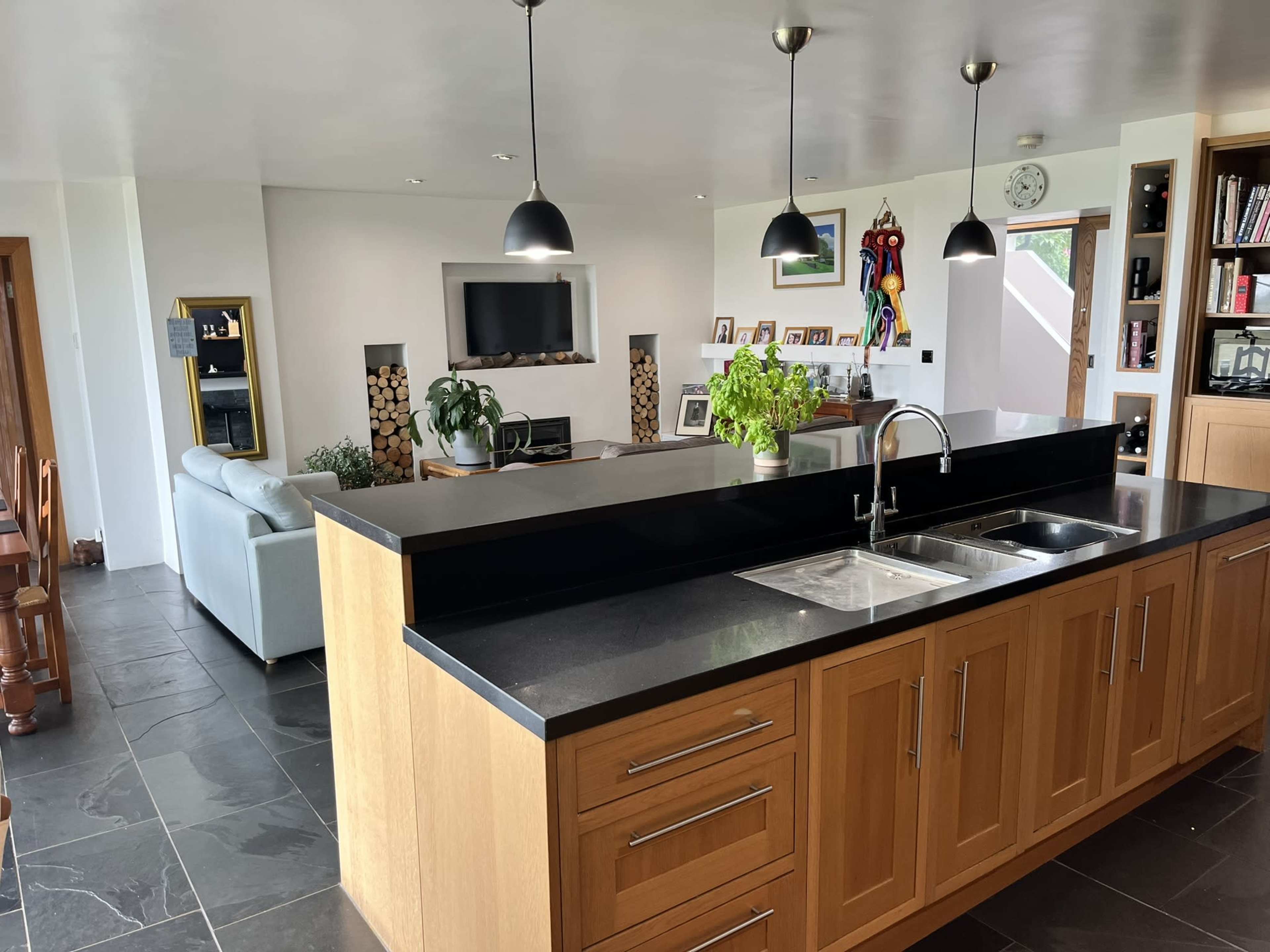 Modern Architect Individually Designed Home, 45 minutes from Cardiff Image in , Gwehelog, ENG