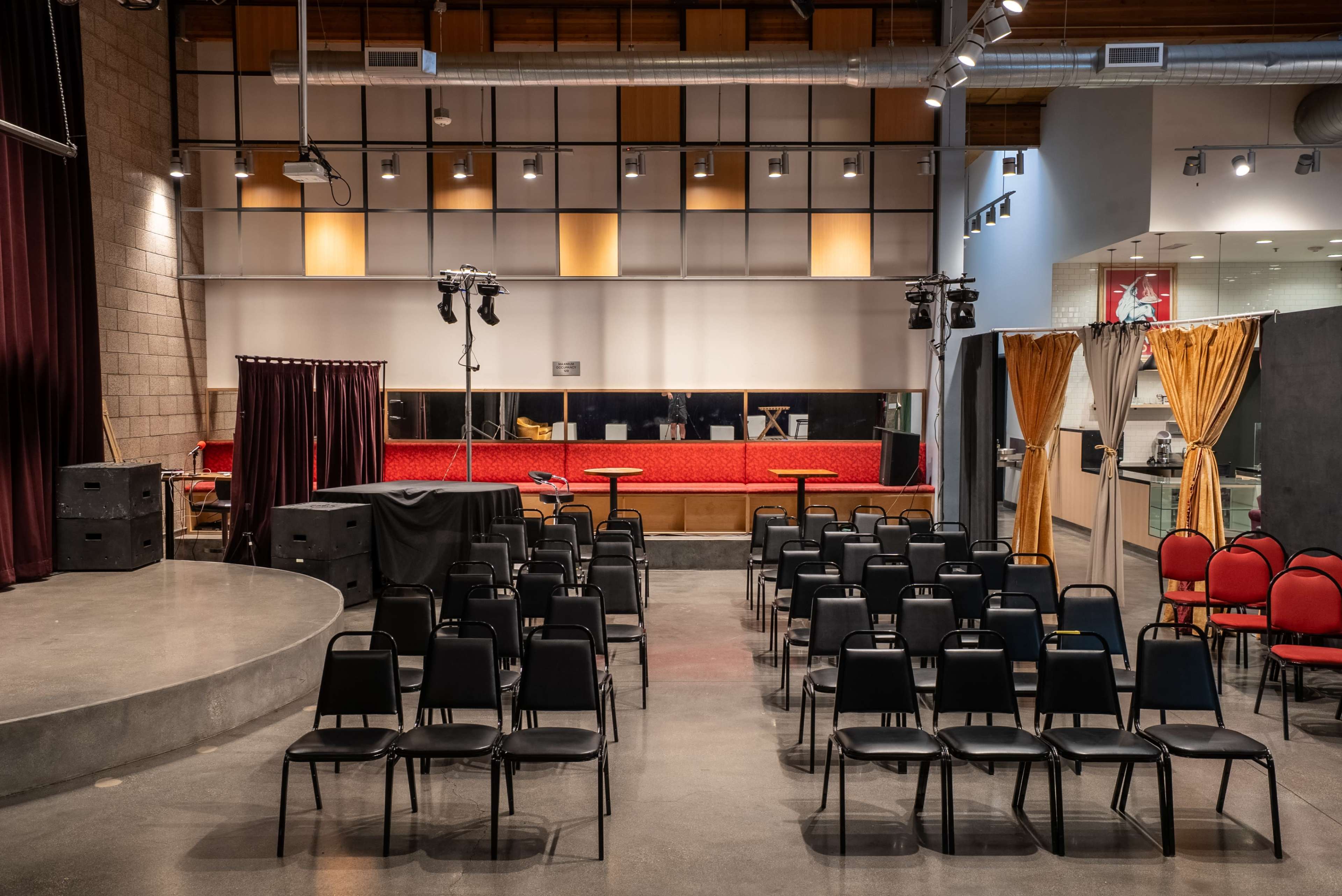 Industrial High Ceiling Theater Image in Hollywood, Los Angeles, CA