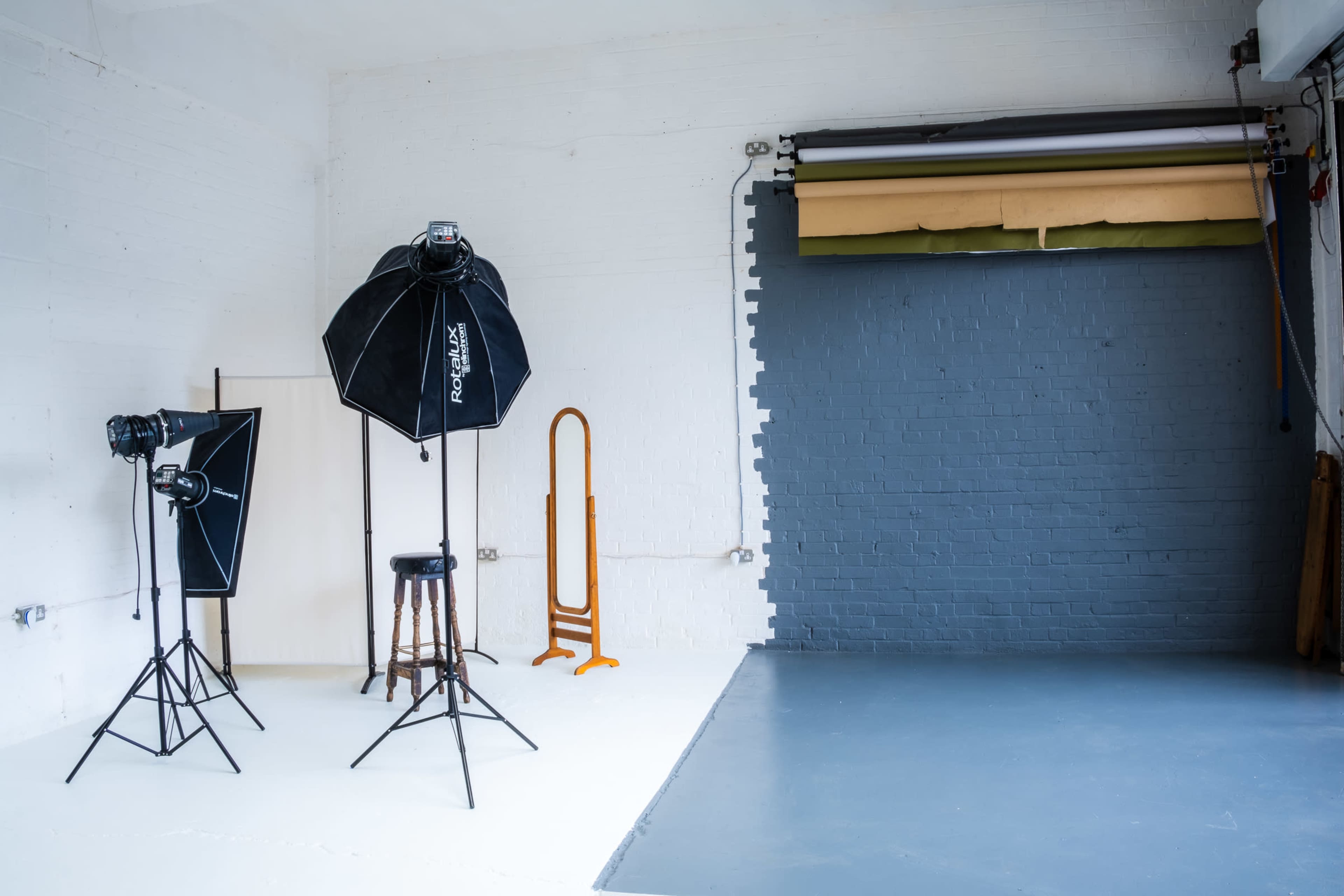 Photo Studio Warehouse Conversion Image in Stratford, London, ENG