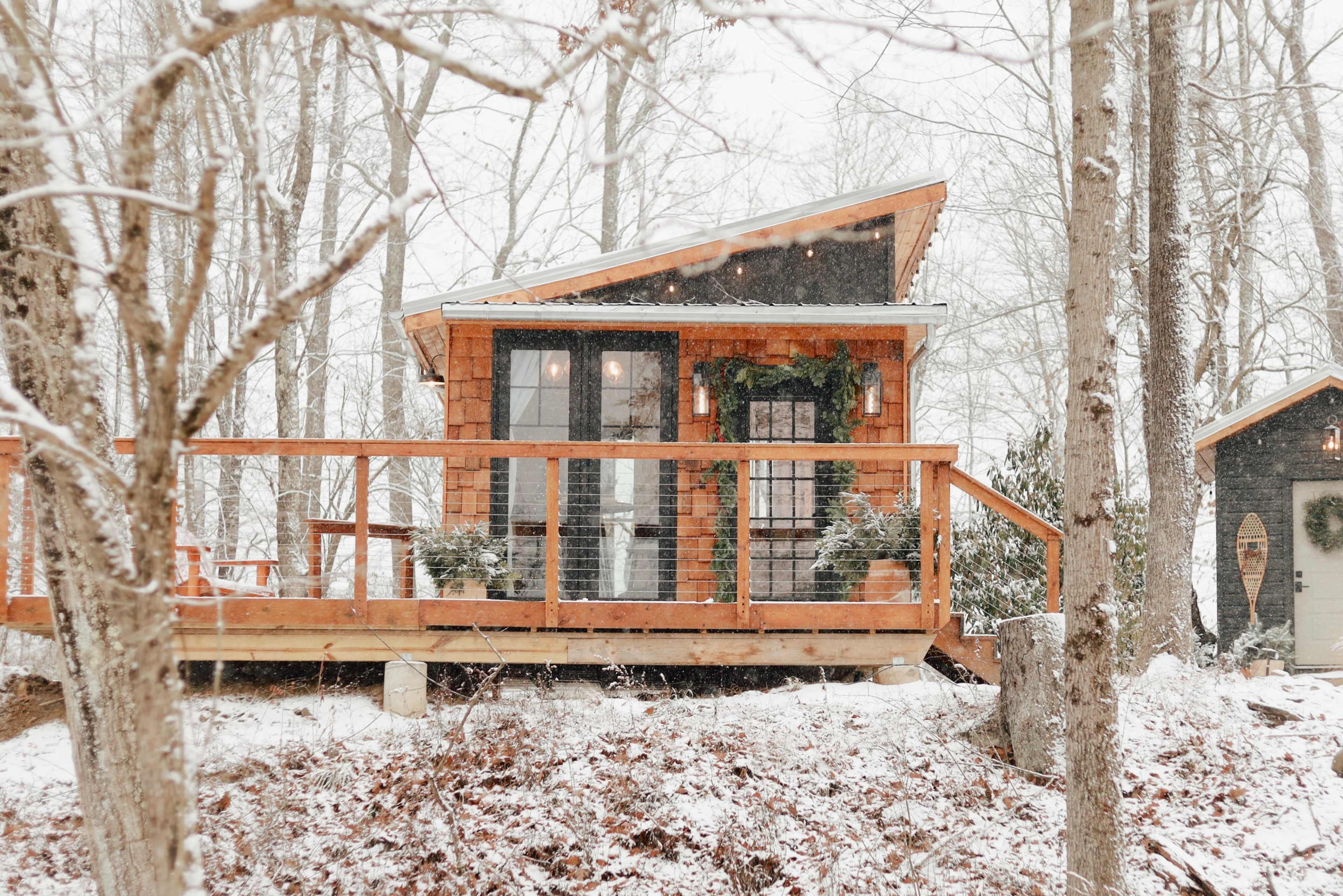 Beautiful Custom Cabin Image in Montgomery, Montgomery, NY