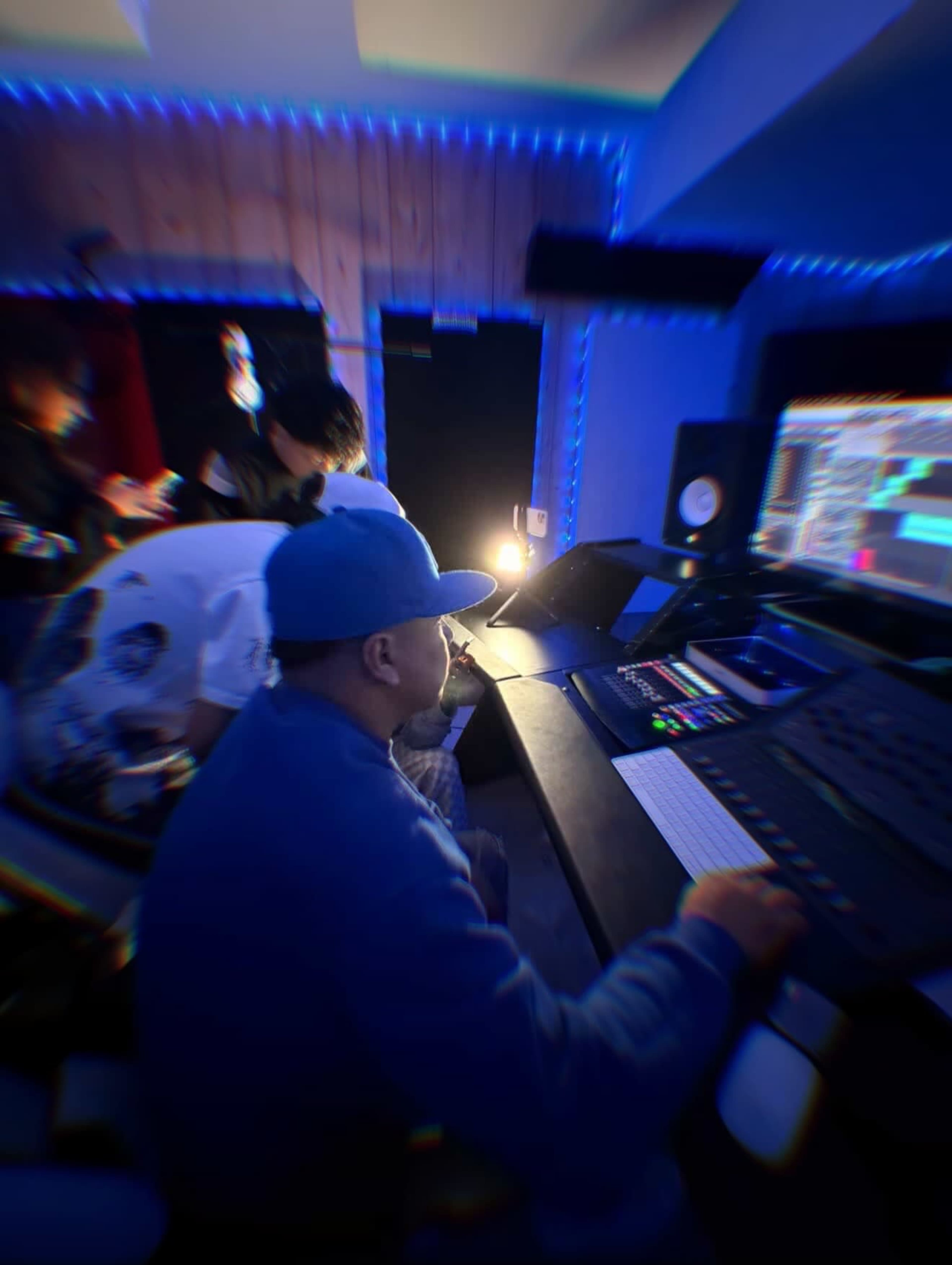 LLEVA TU MÚSICA AL SIGUIENTE NIVEL Image in Brooklyn Park, Brooklyn Park, MN