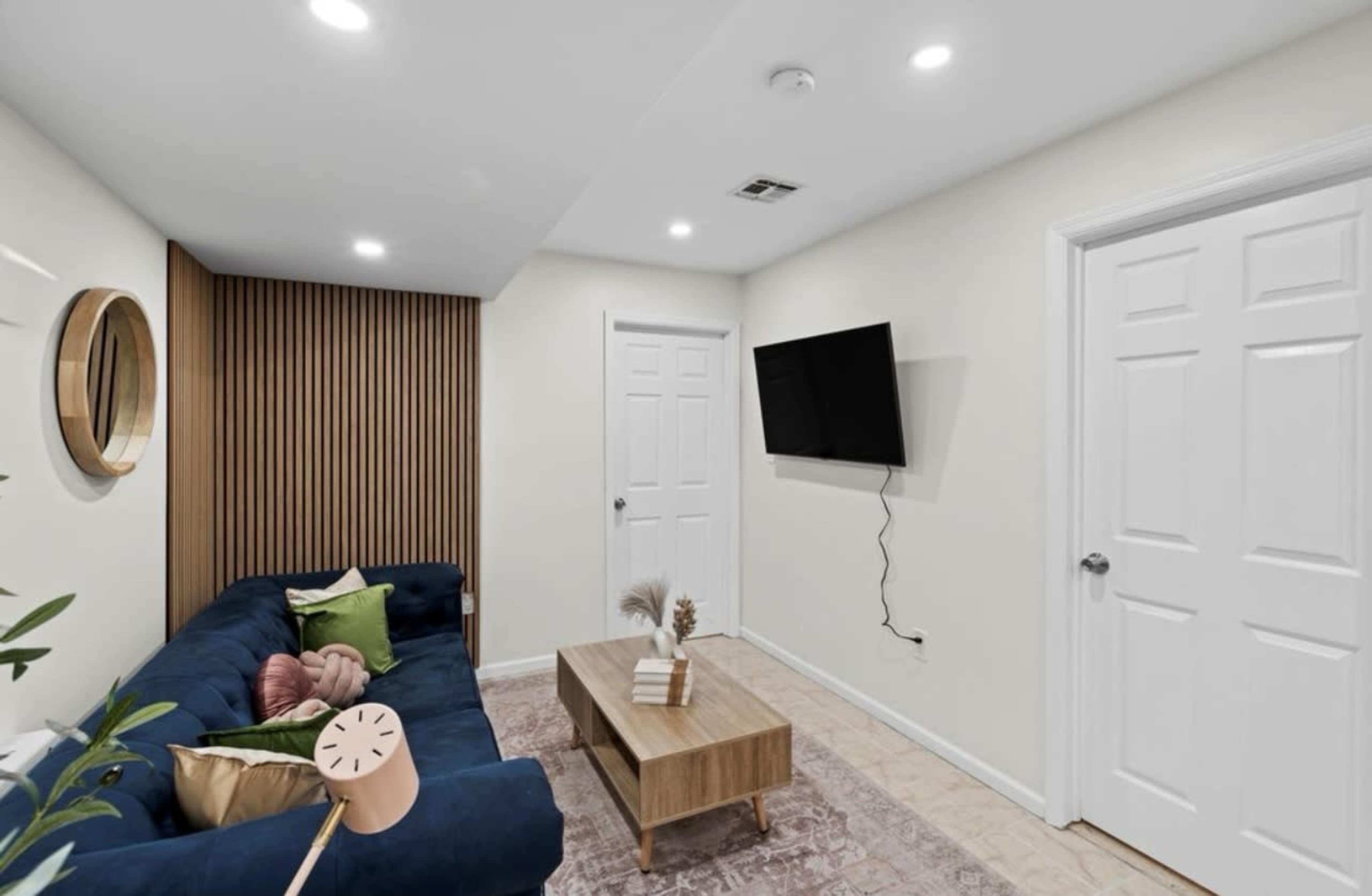 Clean and tasteful designed 1 br apartment 3 min walk from the train Image in Bergen-Lafayette, Jersey City, NJ