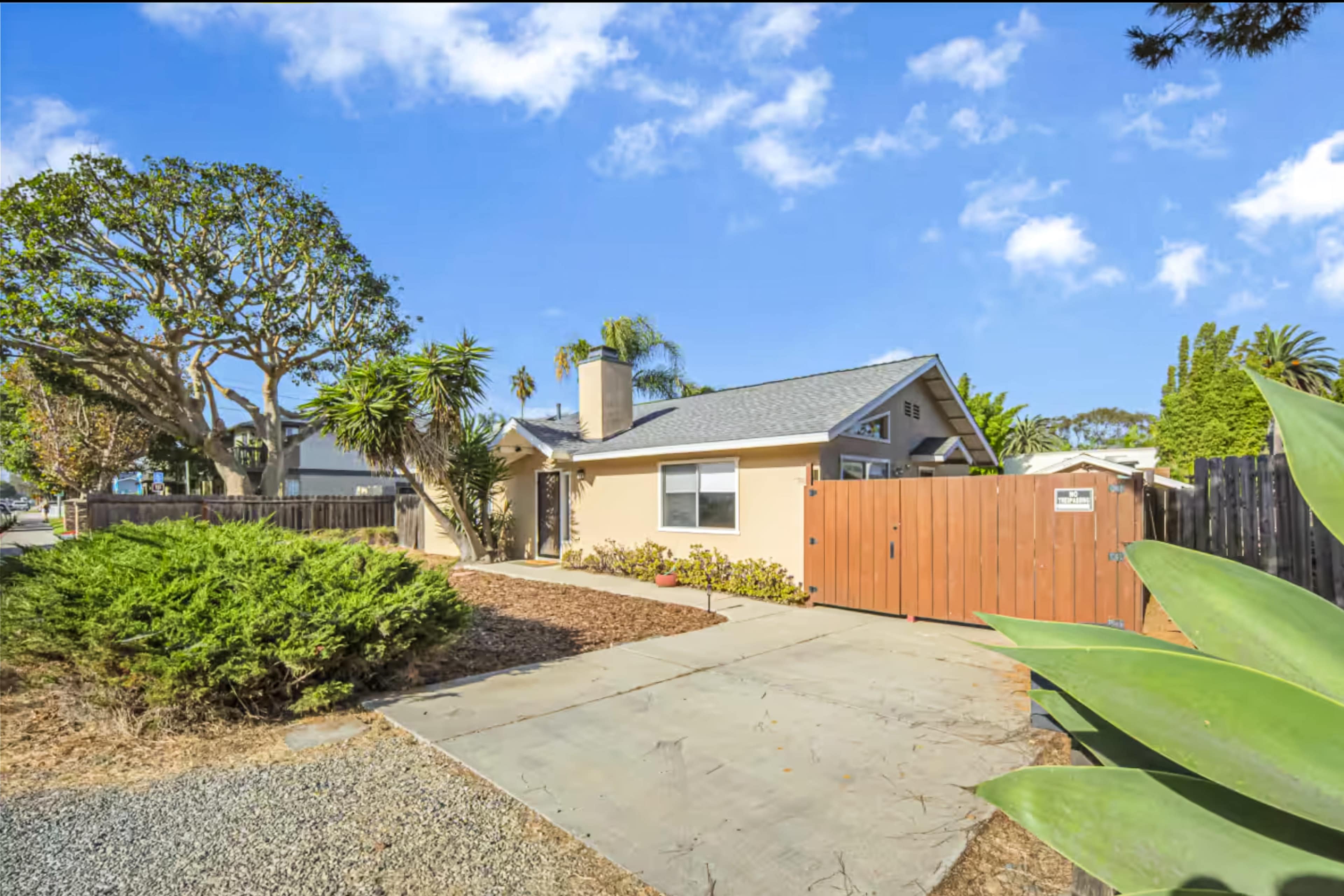 Versatile Modern Home with Natural Light — Ideal for Shoots & Content Image in Carlsbad Village, carlsbad, CA