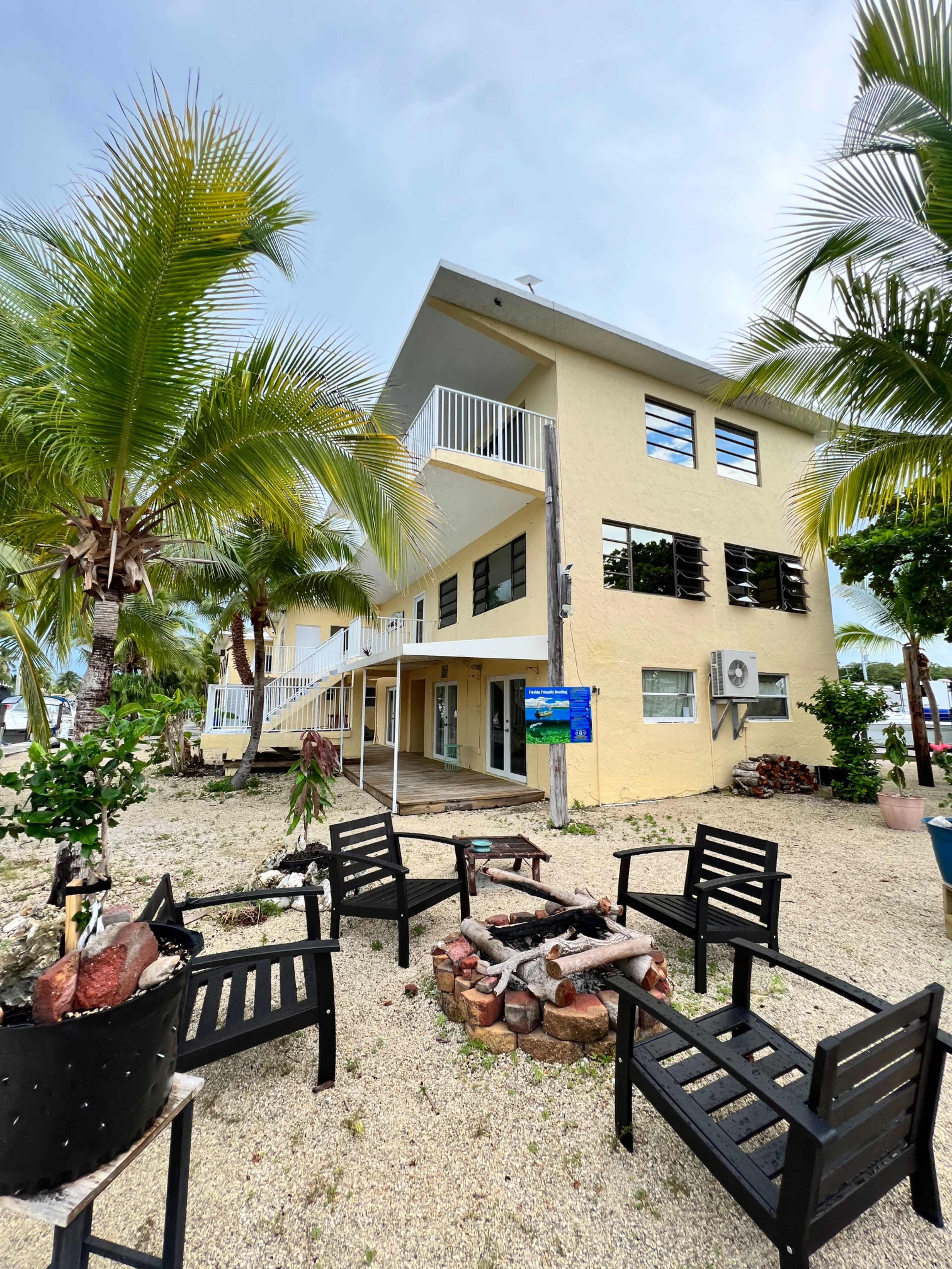 Vintage Florida Keys Marina with 2 Classic Yachts for Film & Photo – Key Largo Image in , Key Largo, FL