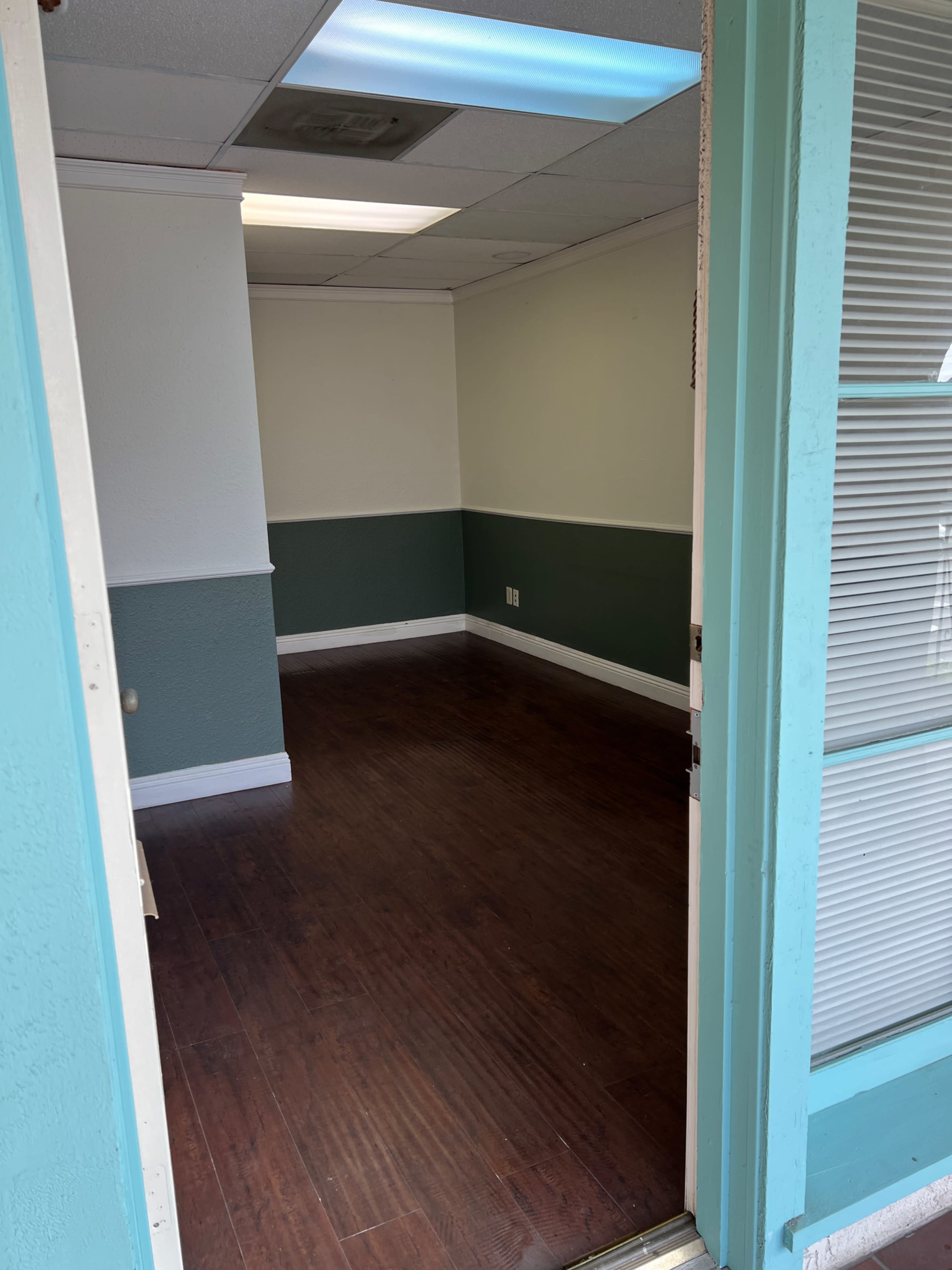 Torrance-Photo Studio Space Image in Southeast Torrance, Torray, CA