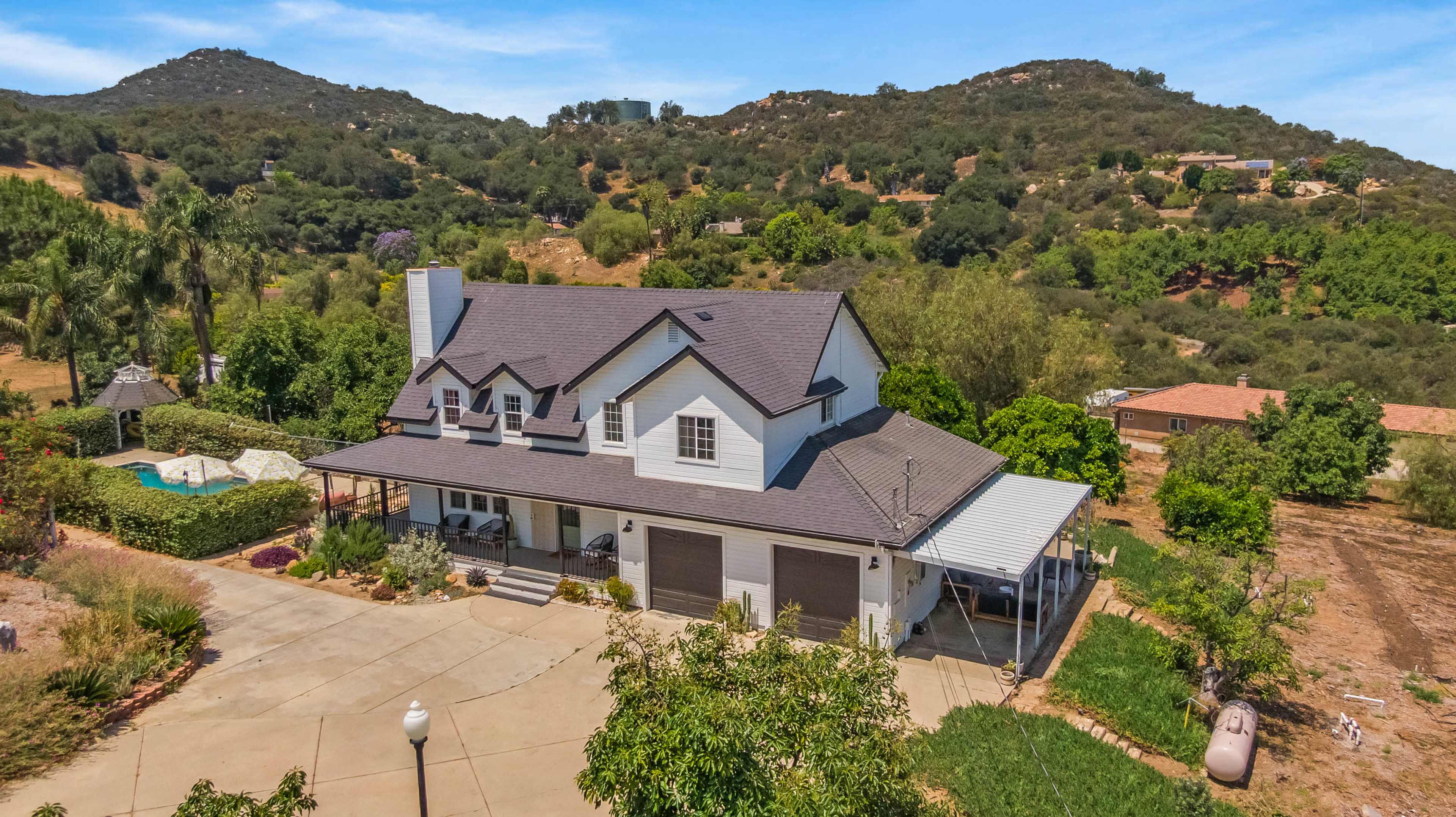 Private Spa Retreat - avocado orchard, modern natural design, farmhouse, professional chef's kitchen Image in , Valley Center, CA