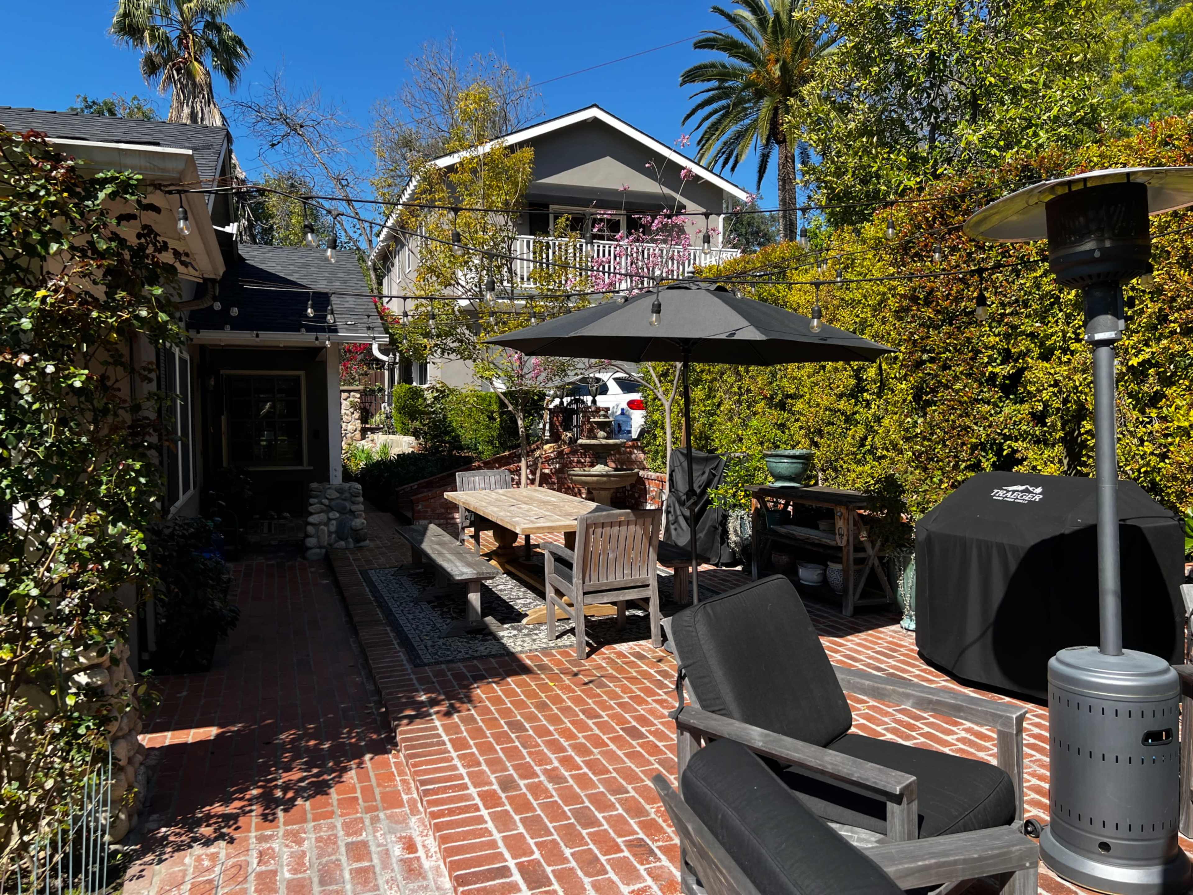 Quiet residential home with beautiful outdoor area with a pool Image in Sierra Madre, Sierra Madre, CA