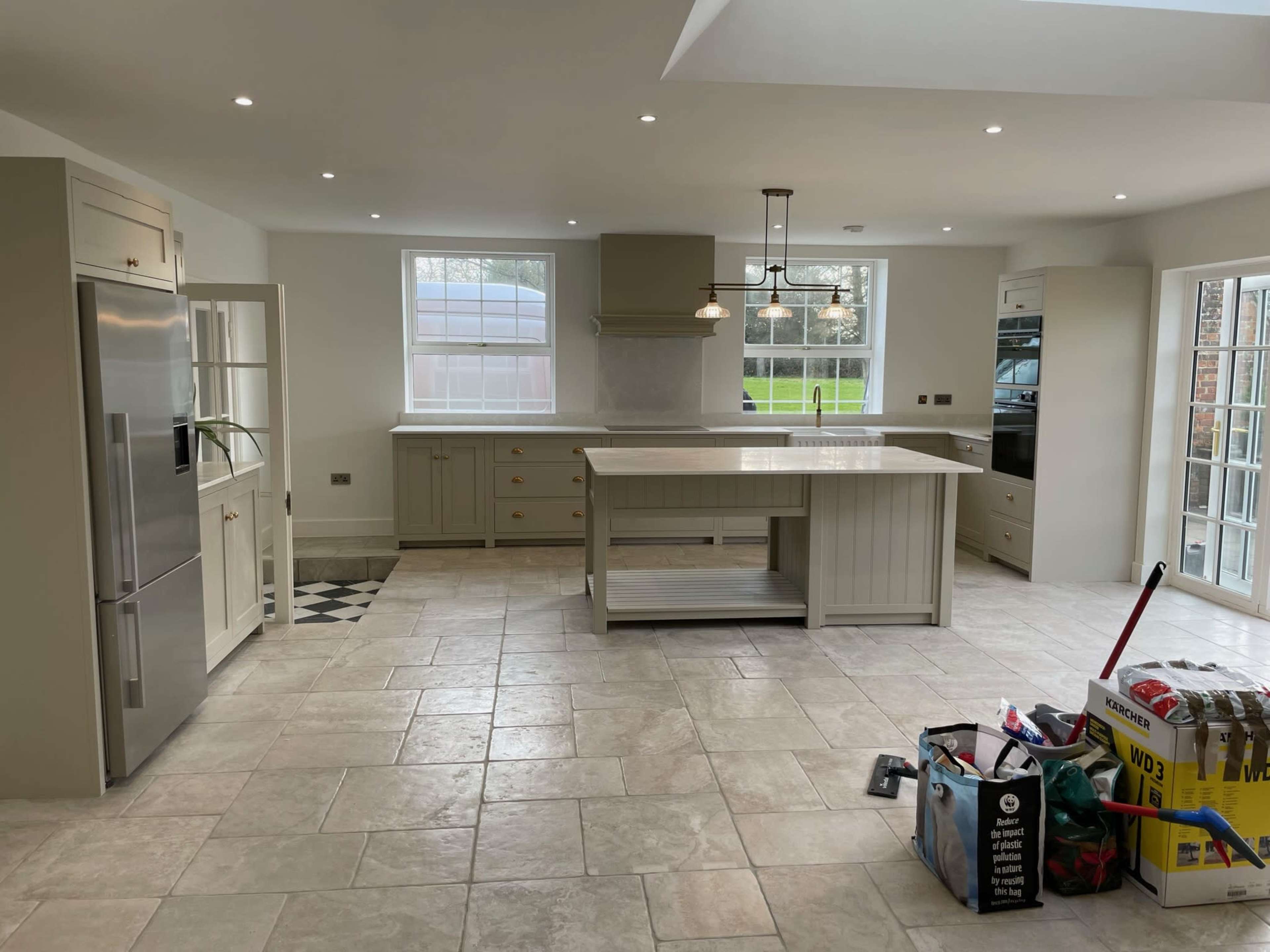 Countryside Farmhouse with grounds and outdoor pool Image in Hughenden, Cryers Hill, ENG