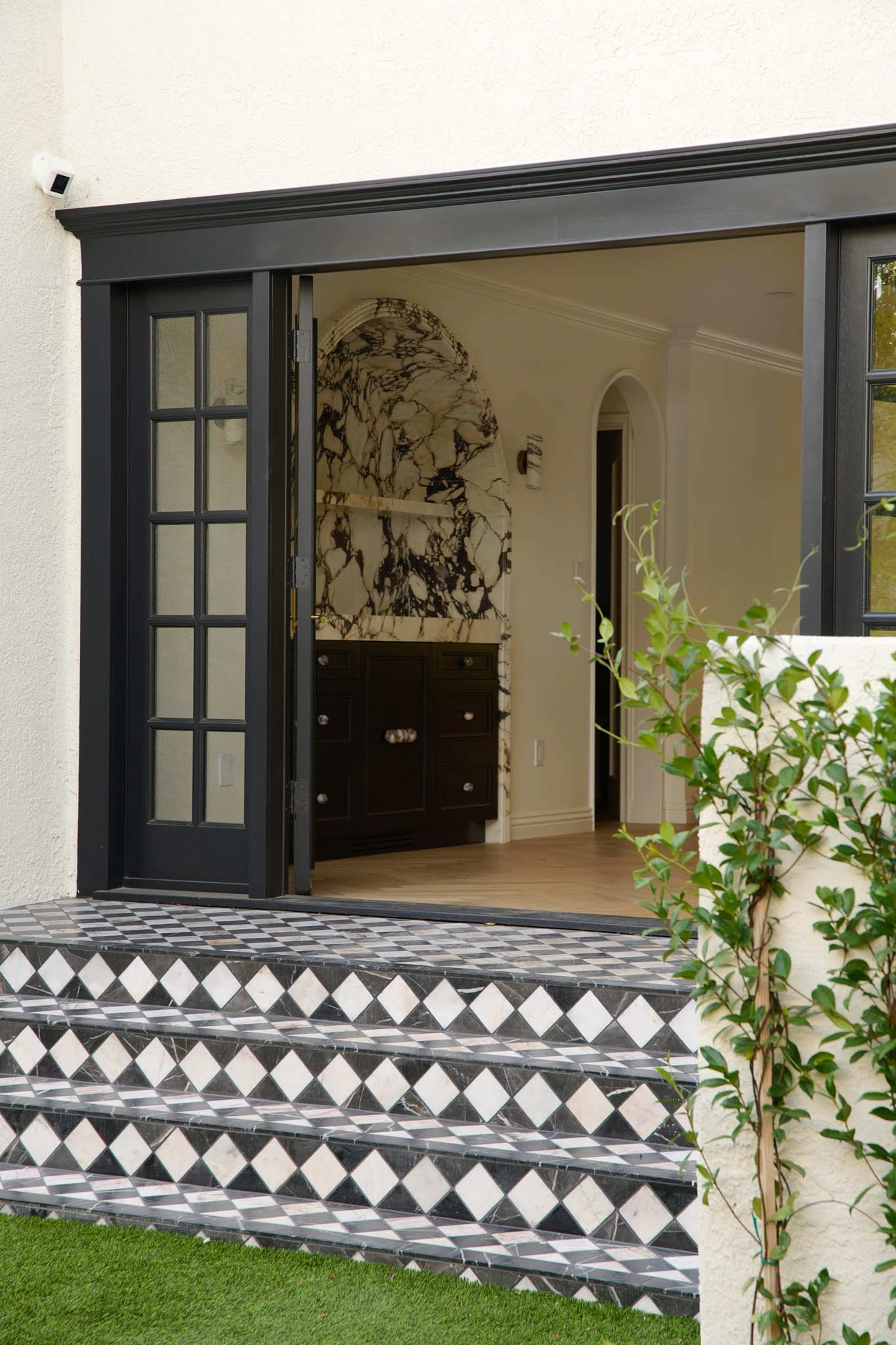 Film & Photoshoot-Friendly Spanish-Style Home – Beverly Hills Image in Beverly Hills, Beverly Hills, CA