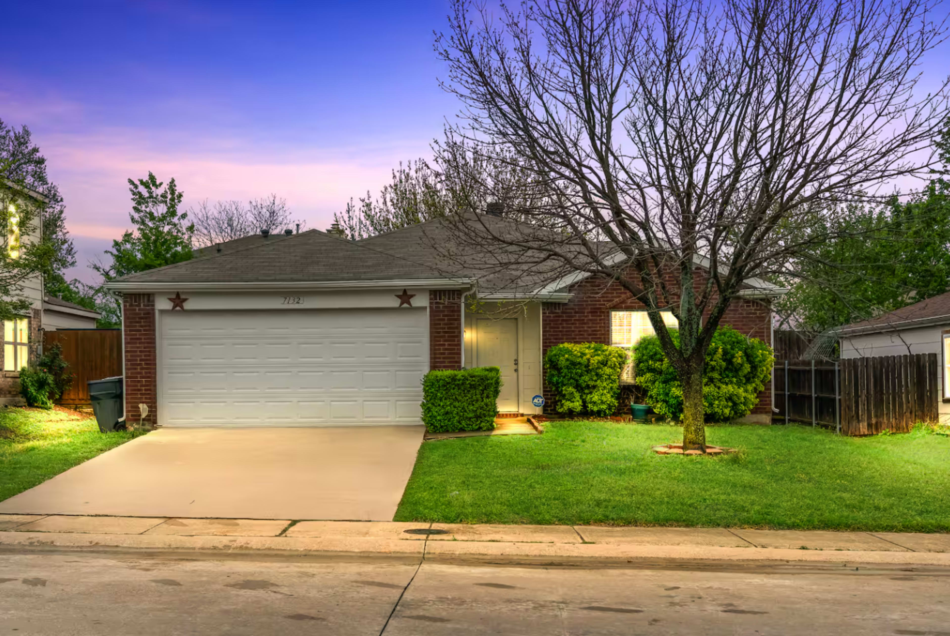 Rustic Retreat Dallas Image in Buckner Terrace / Everglade Park, Dallas, TX