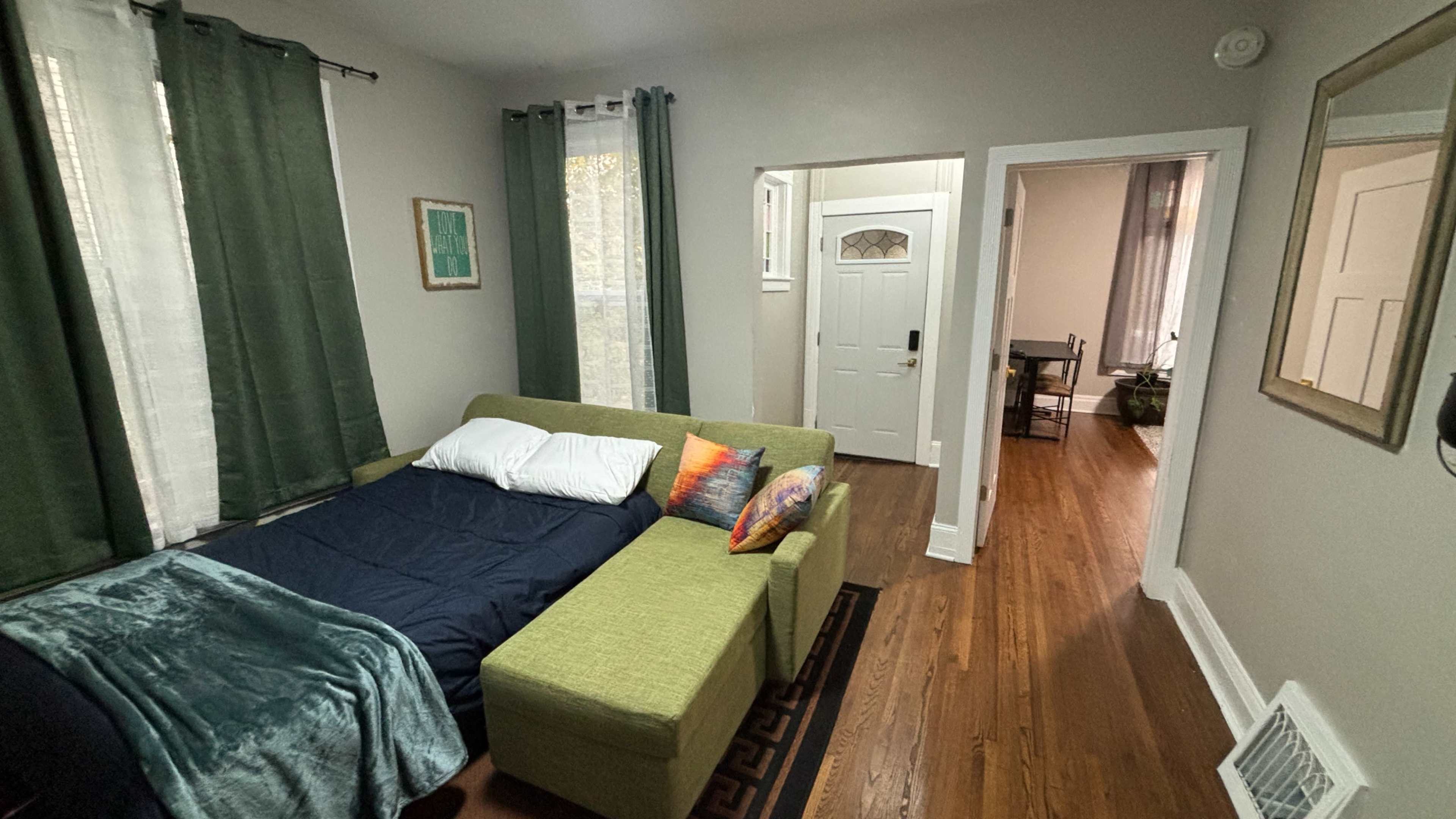 Centrally Located Urban Charming Home Image in Thomas - Dale, Saint Paul, MN