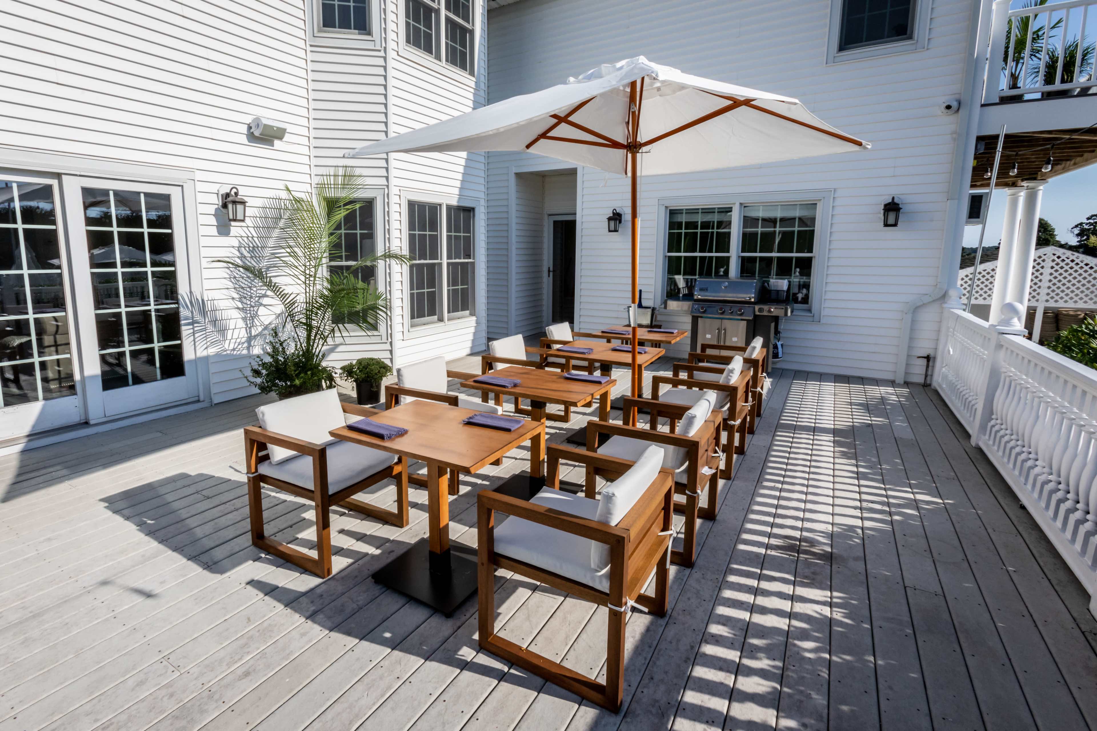The Eastport Estate – 11 Suites with Pool & Gardens Image in Southampton, Eastport, NY