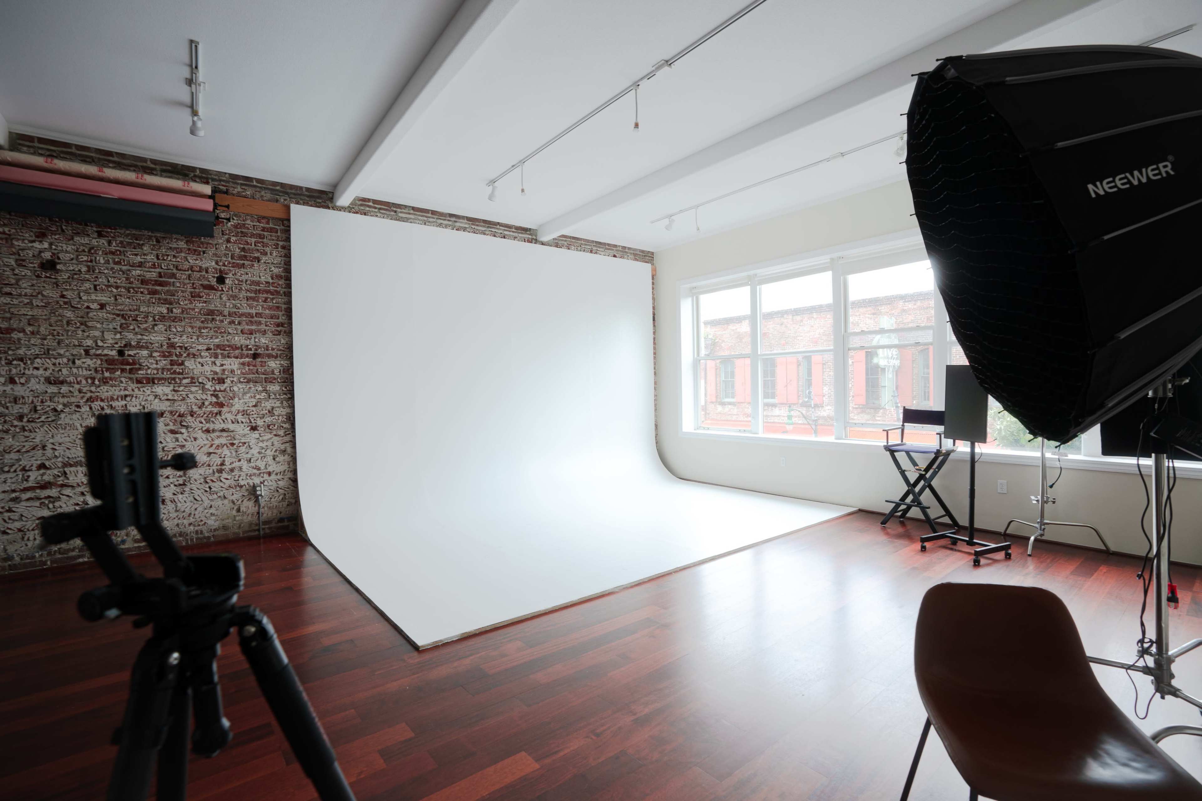 Sunny Loft Studio - Downtown Honolulu Image in Downtown, Honolulu, HI