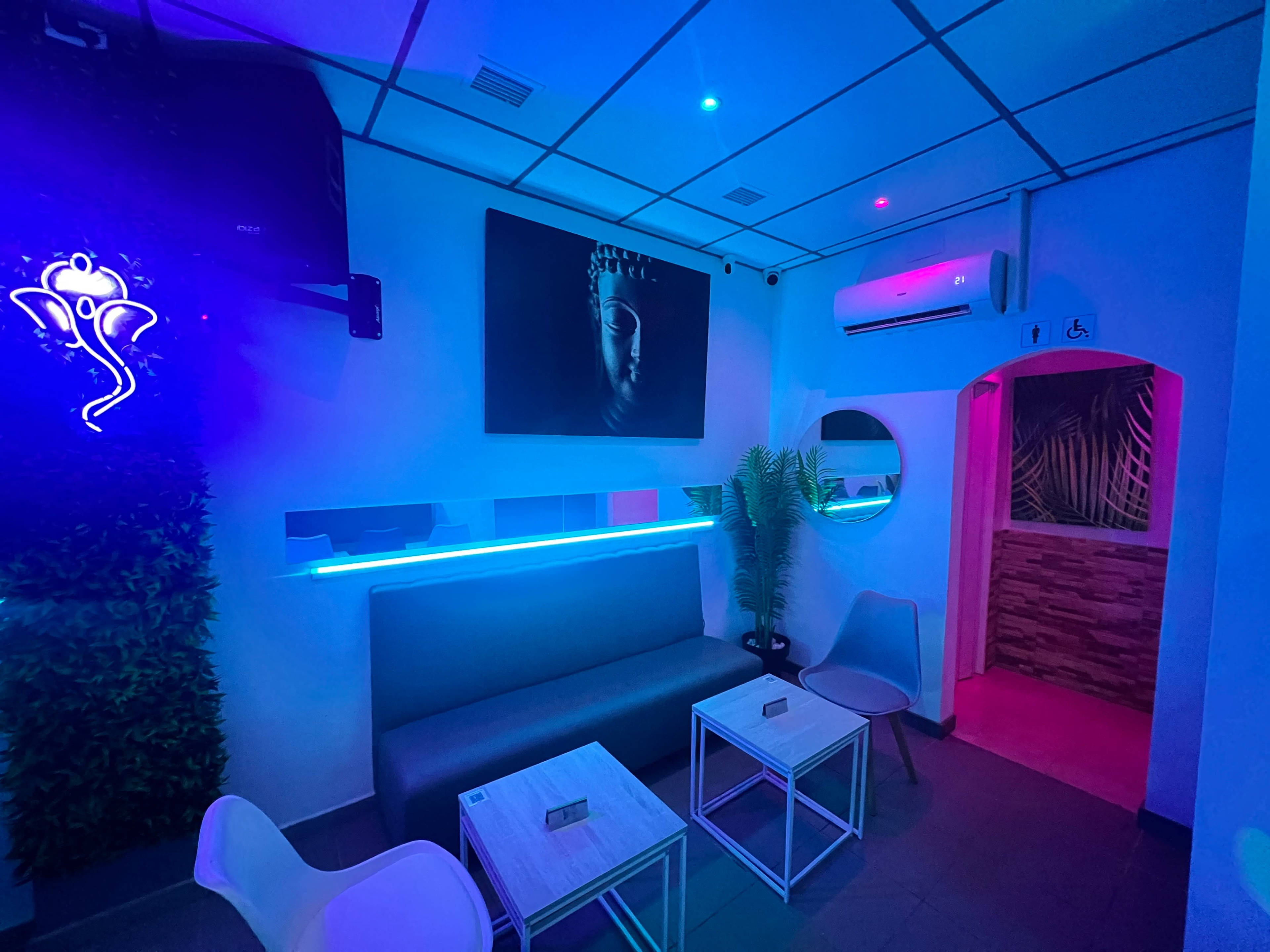 Coctelería moderna  muy céntrica en Alcalá de Henares Image in , Alcalá de henares, M