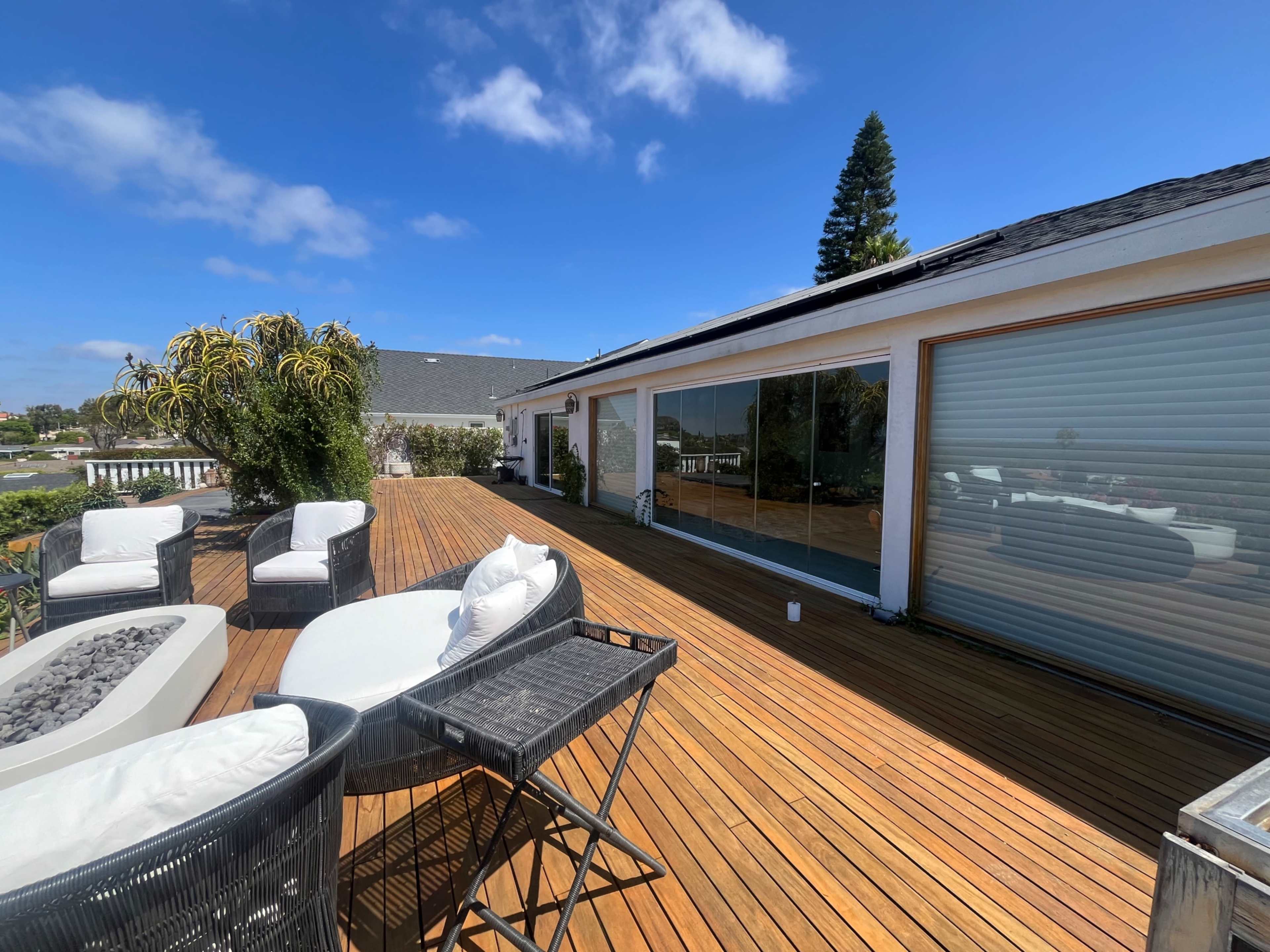 Panoramic Ocean View with Garden Paradise Image in Laguna Beach, LAGUNA BEACH, CA