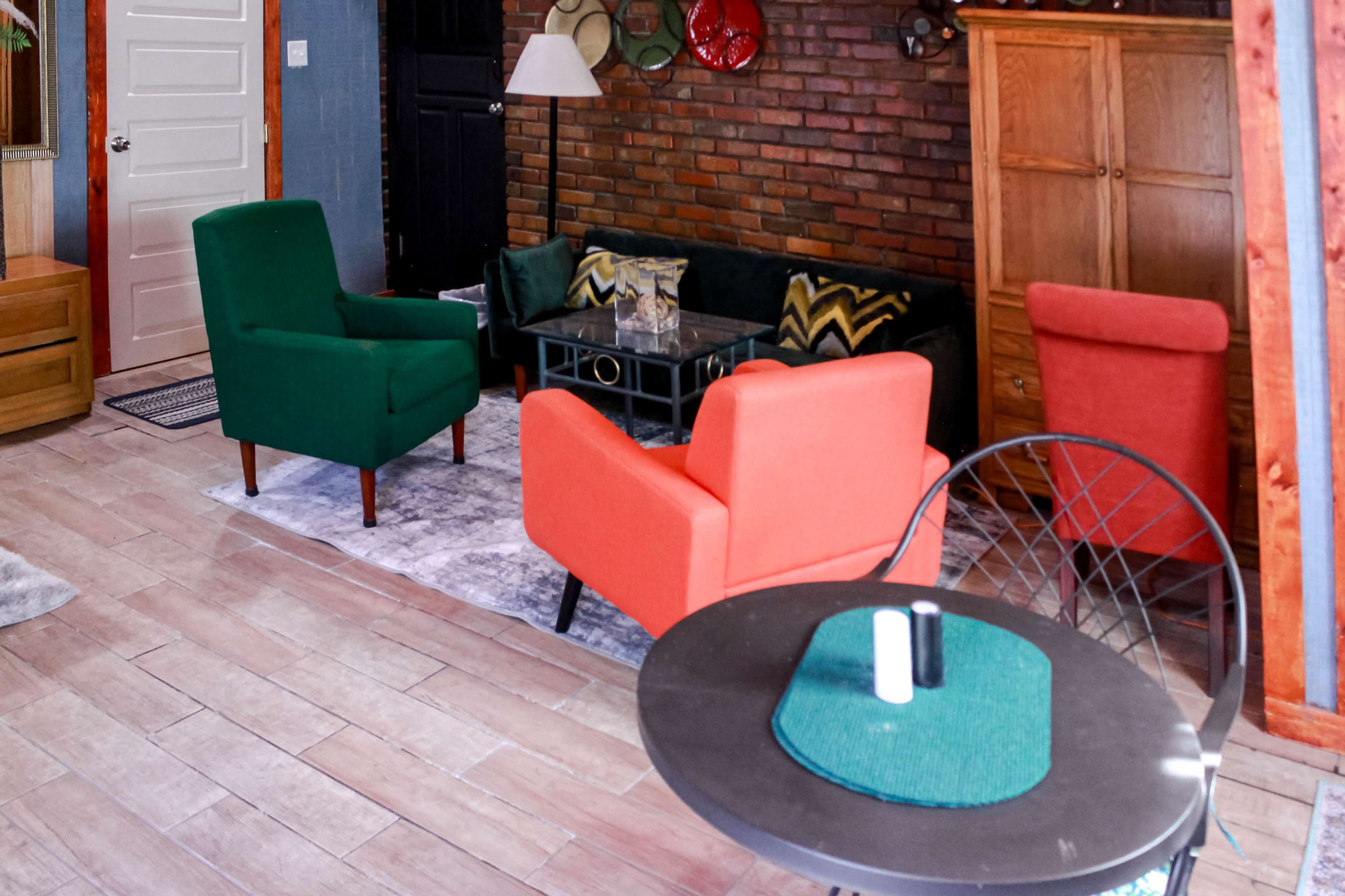 Kings Resort with breath taking views Image in Cliftondale, Atlanta, GA