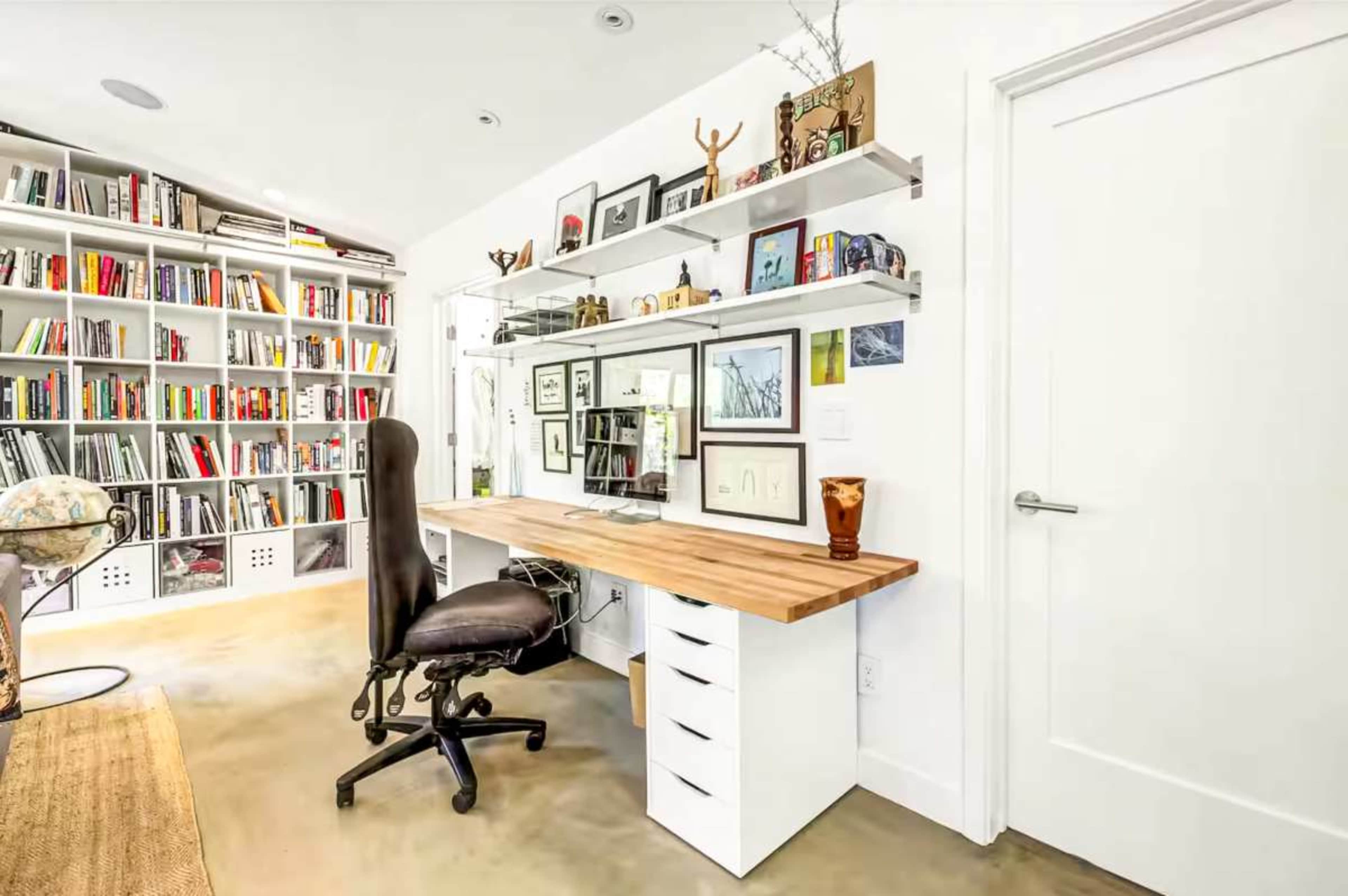 Coastal Encinitas Bungalow — Bright, Stylish & Perfect for Shoots Image in Leucadia, encinitas, CA