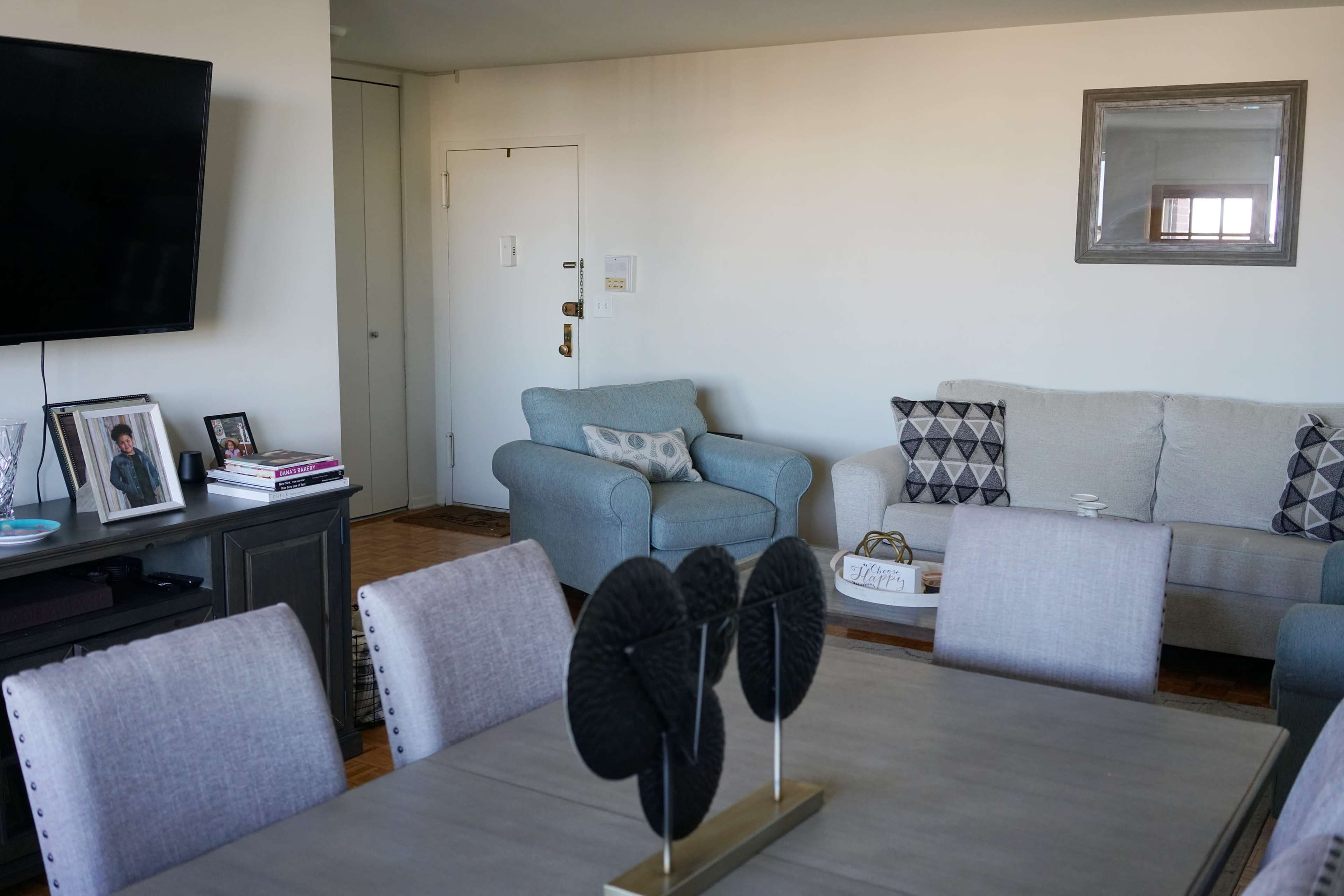 Bright and Airy Apartment Just 30 Minutes from NYC Image in Watsessing, Bloomfield, NJ