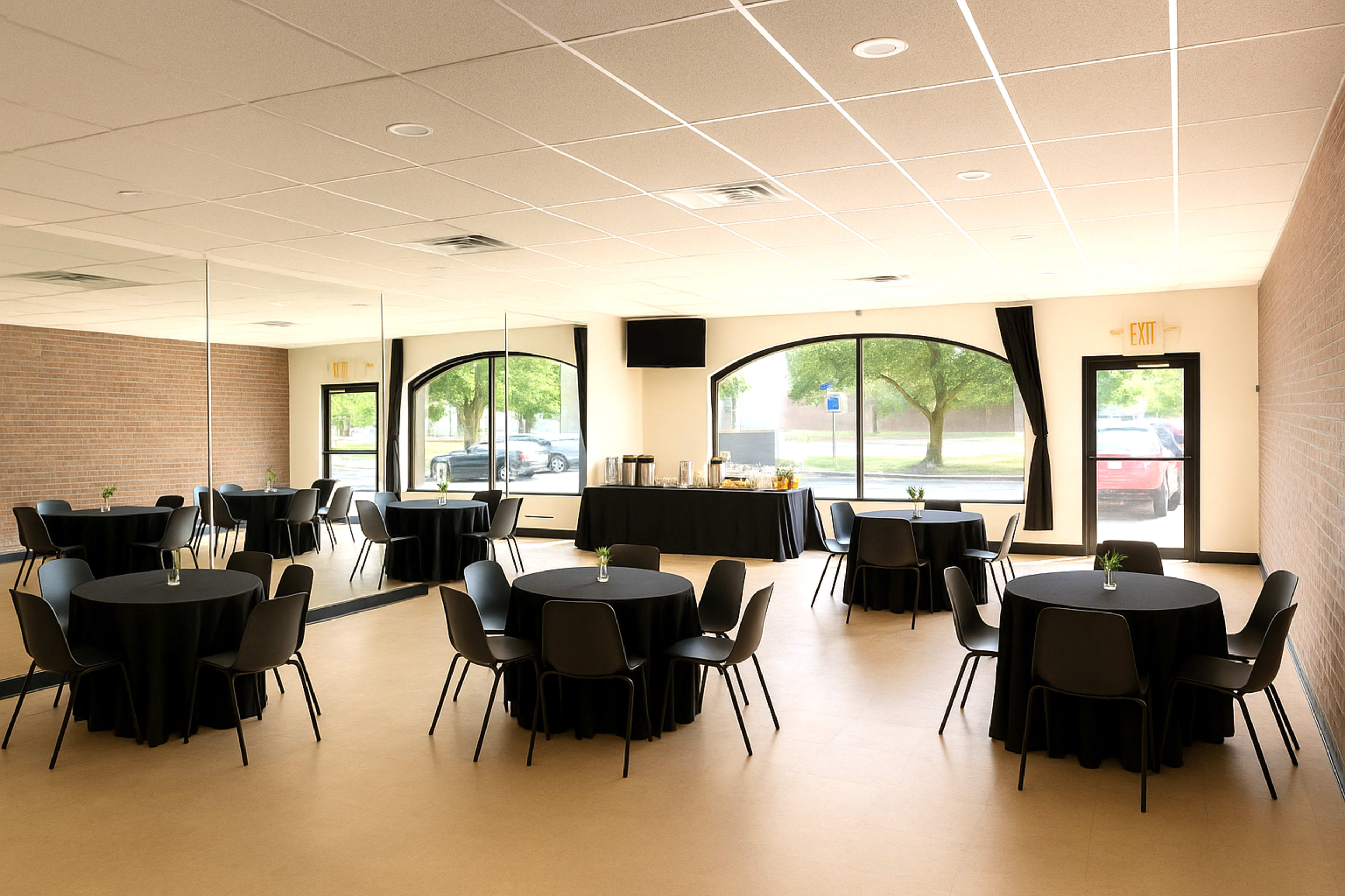 Spacious Multi-Use Studio for Personal Celebrations, Business Events, Wellness Classes, and Community Events Image in Mays Landing, Mays Landing, NJ