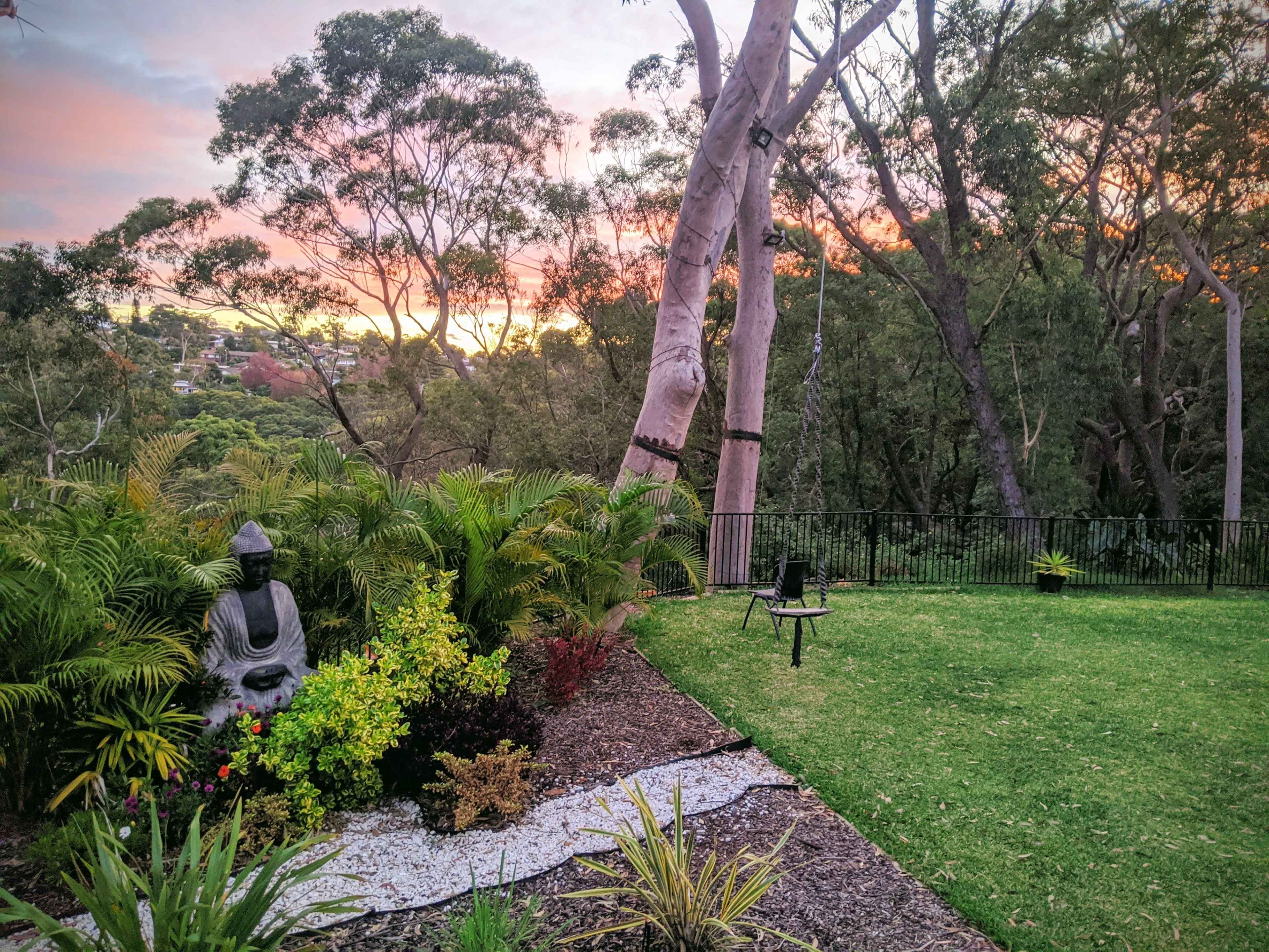 Tranquil Bush Retreat with Serene Garden Oasis at Nature's Edge Image in Engadine, Engadine, Sydney, NSW