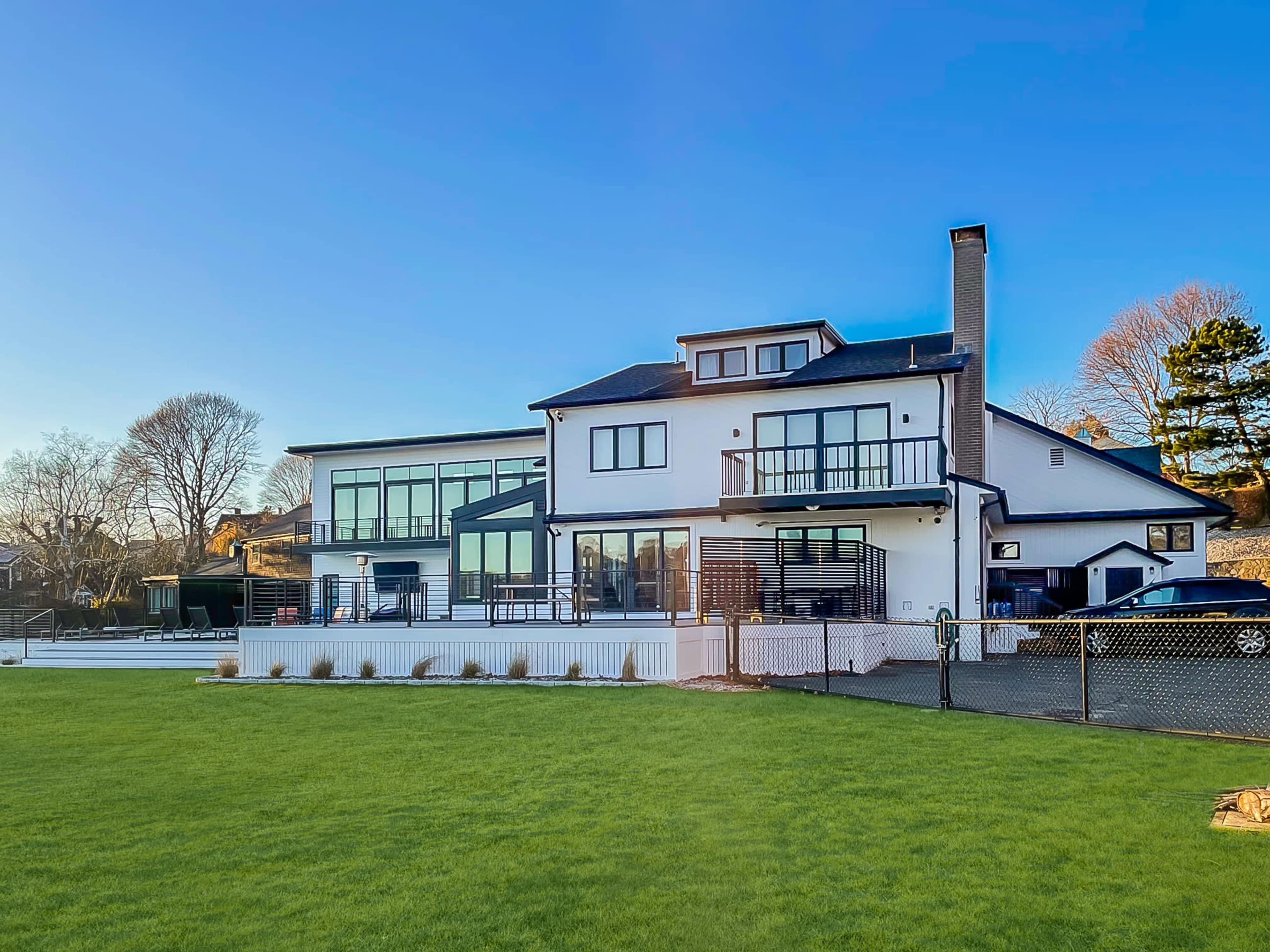 Oceanfront Vintage MANSION - 70's/80's style, Arcade, Indoor Bar, Pool Image in Salem, Salem, MA