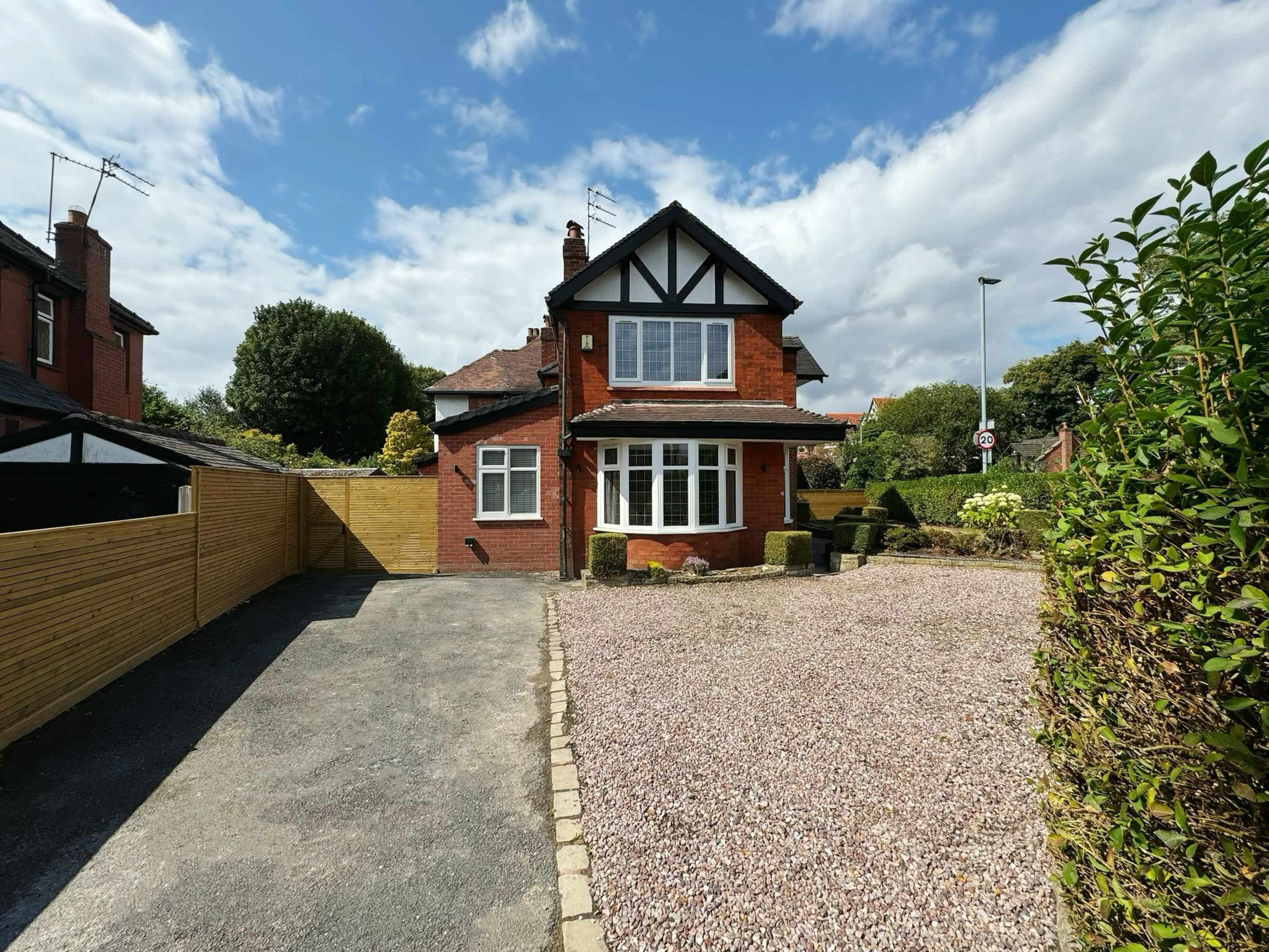 Stunning 4-bed house in Didsbury Image in Manchester, Manchester, ENG