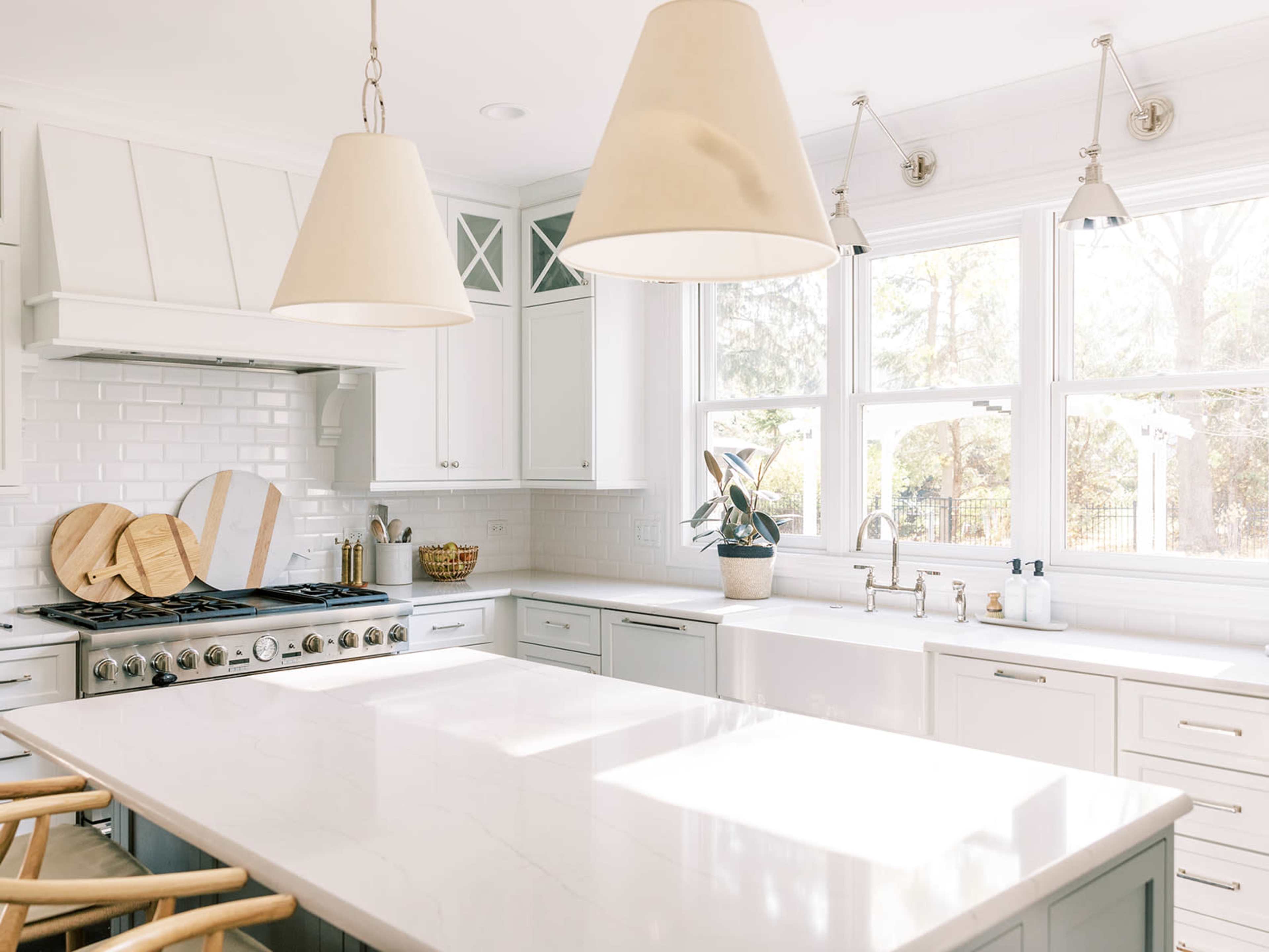 Spacious Transitional Design Blogger Home in Glen Ellyn, IL Image in Milton Township, Glen Ellyn, IL