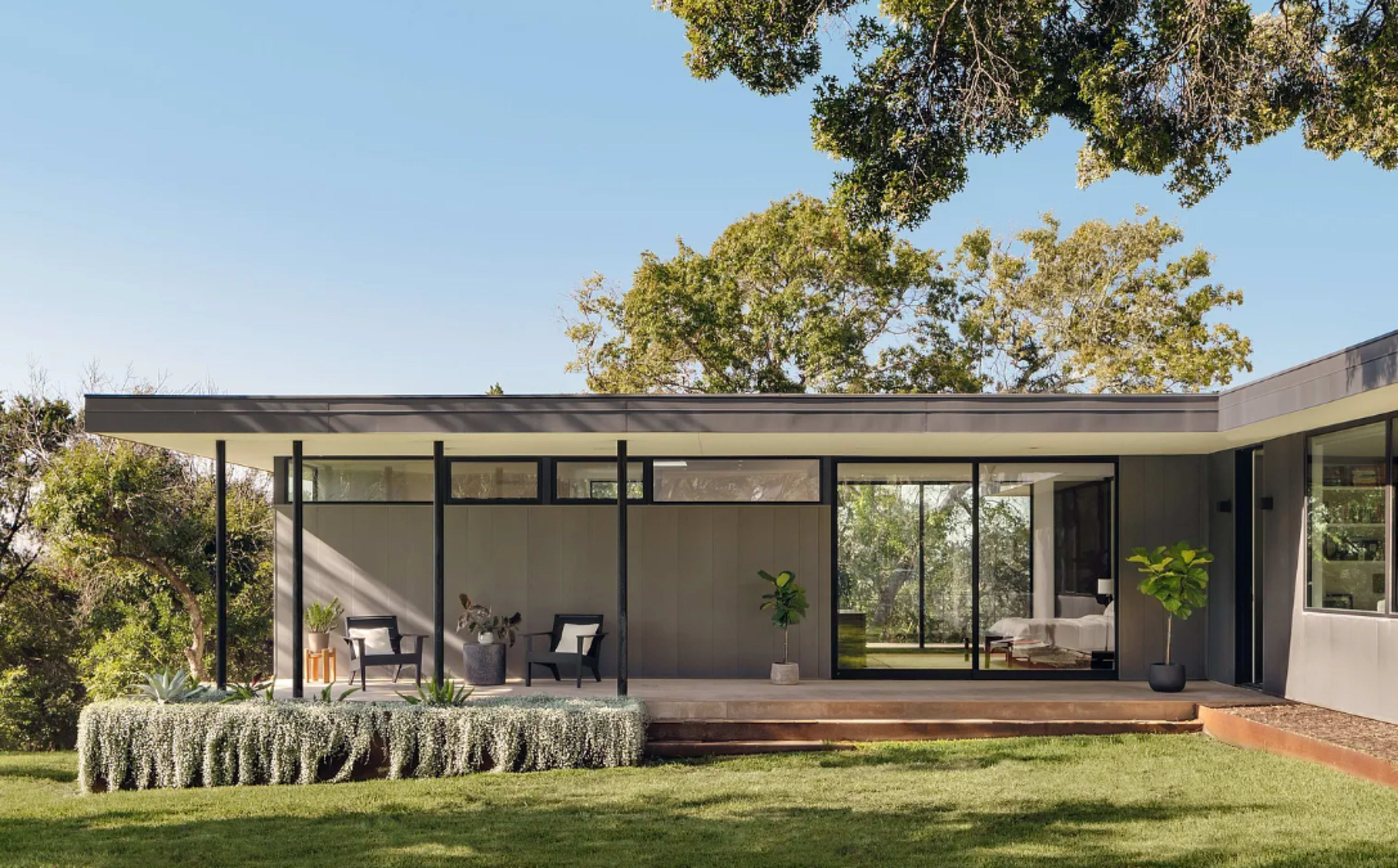 Scenic Property for Outdoor Photoshoots Image in Lost Creek, Austin, TX