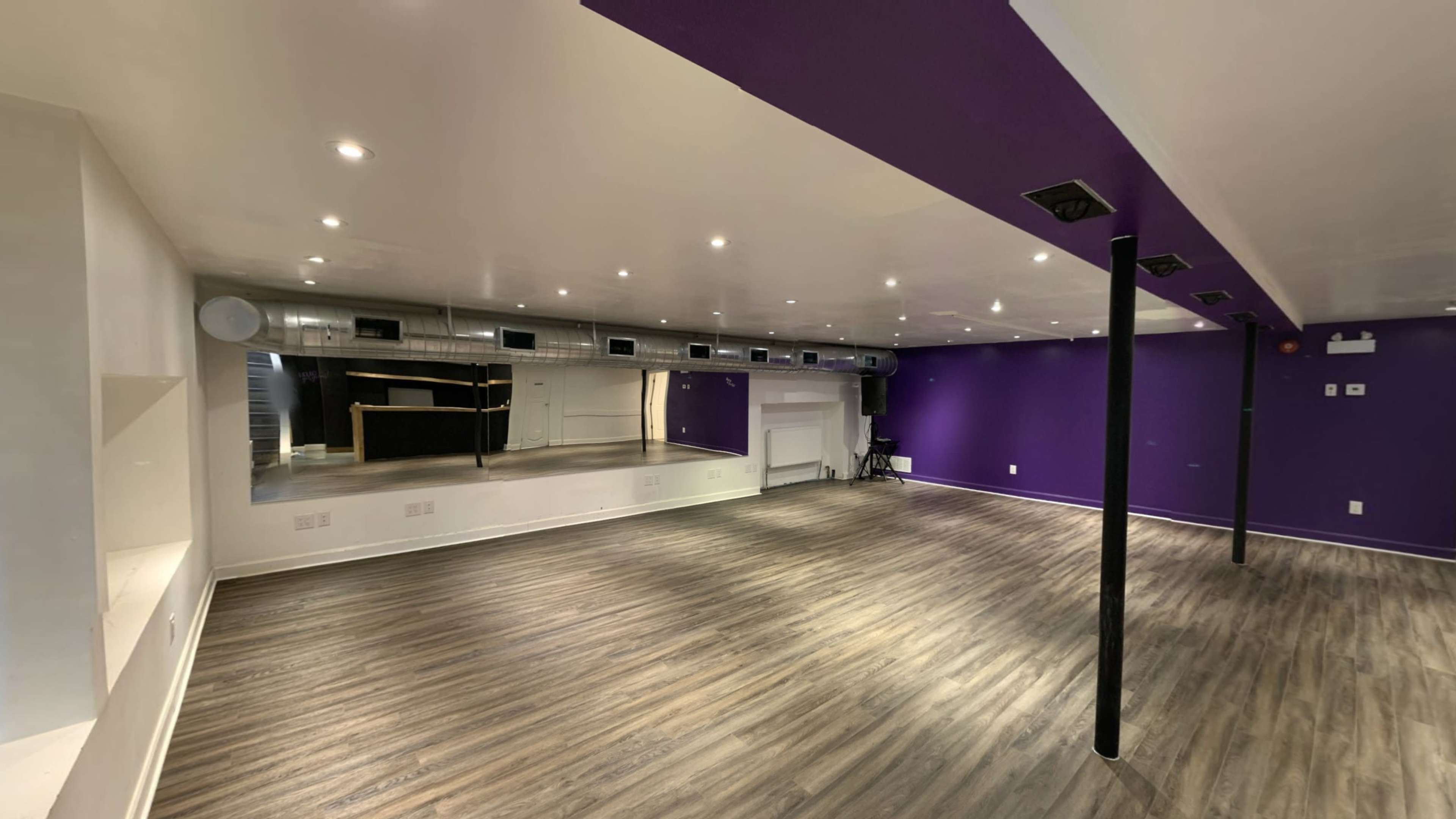 Contemporary Downtown Dance & Event Studio with Bar Lounge Image in Palmerston - Little Italy, Toronto, ON