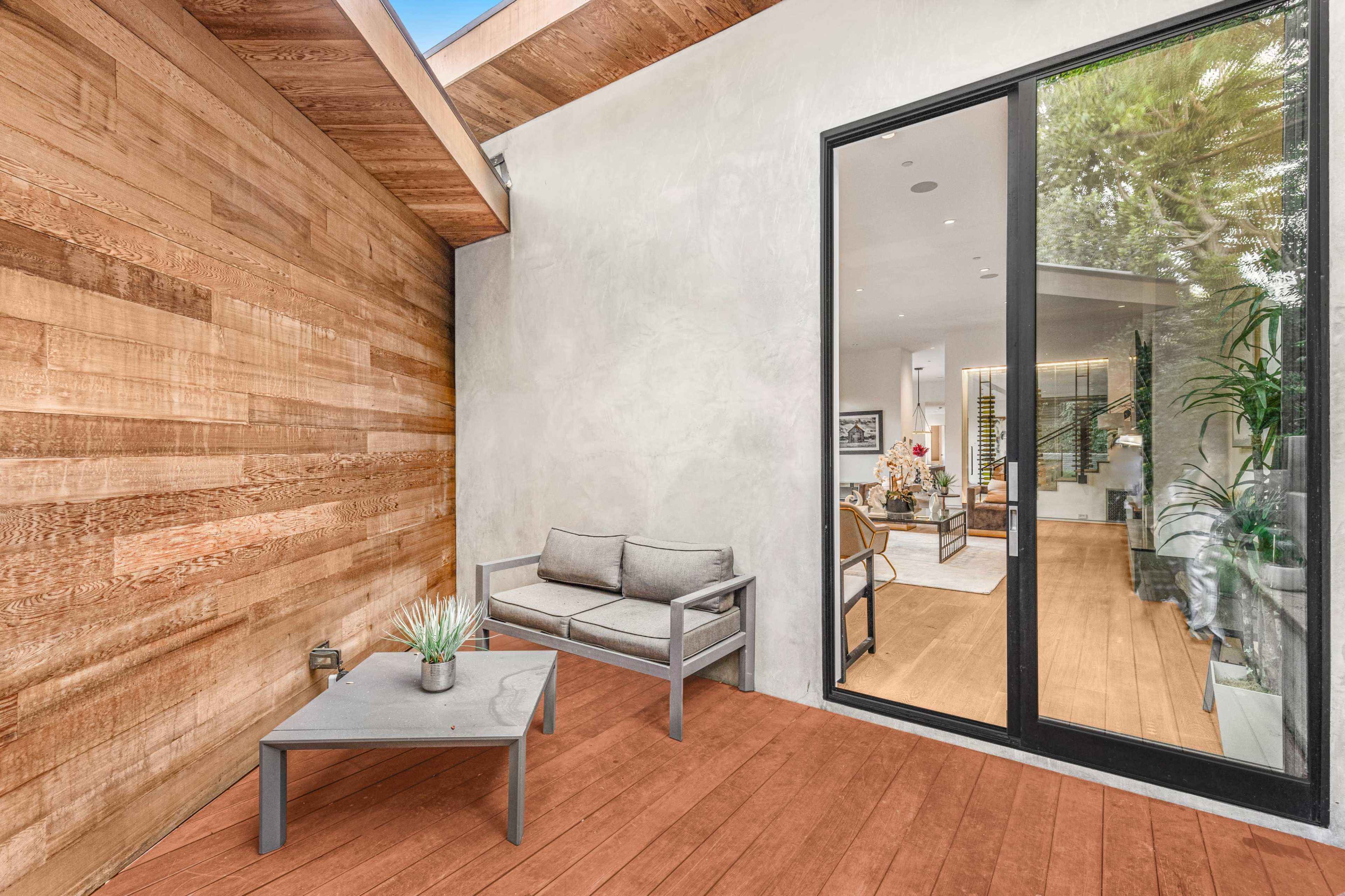 Beverly Hillside Haven: Exquisite Contemporary Home w/ Pool Image in Bel Air, Los Angeles, CA